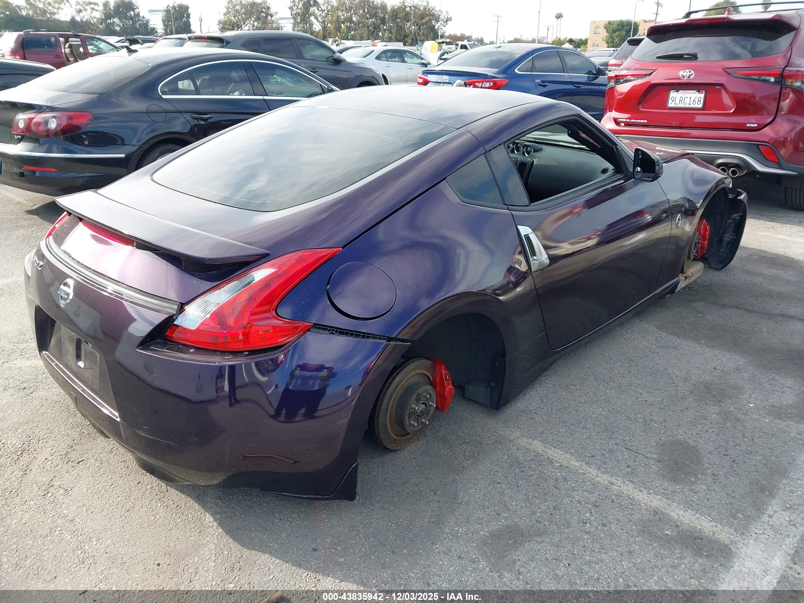 NISSAN 370Z image 4