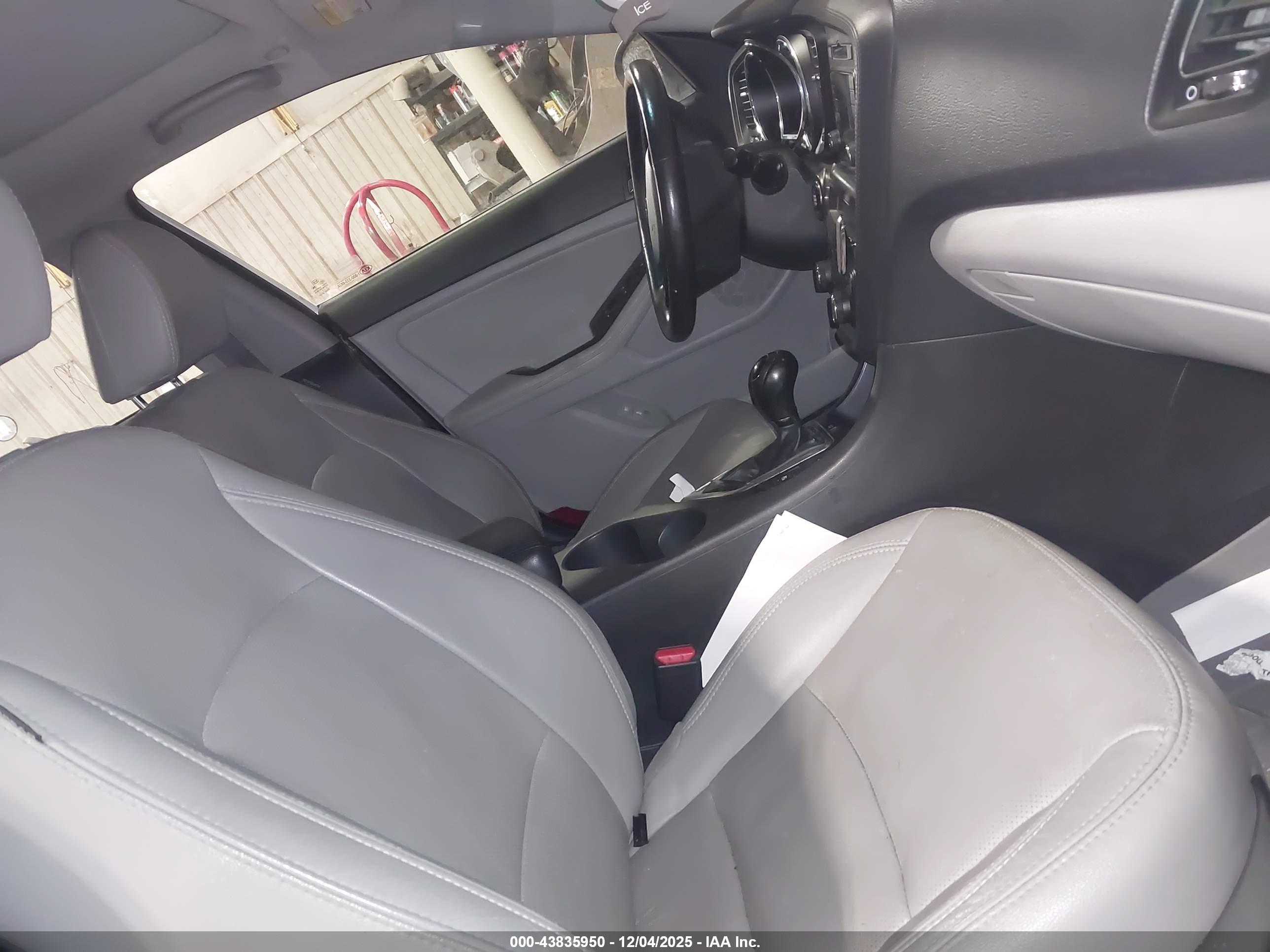 KIA OPTIMA image 5