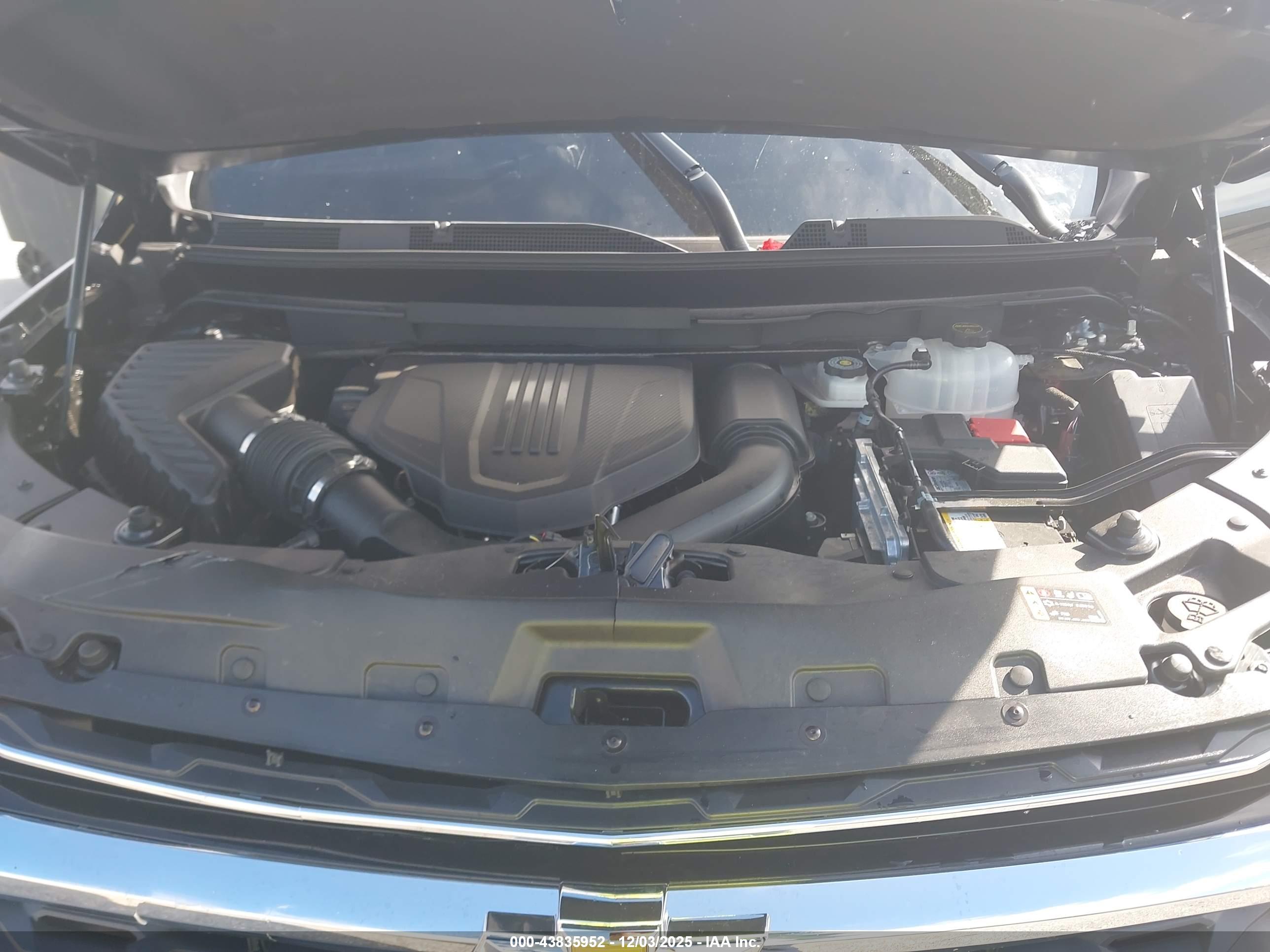 CHEVROLET TRAVERSE image 10