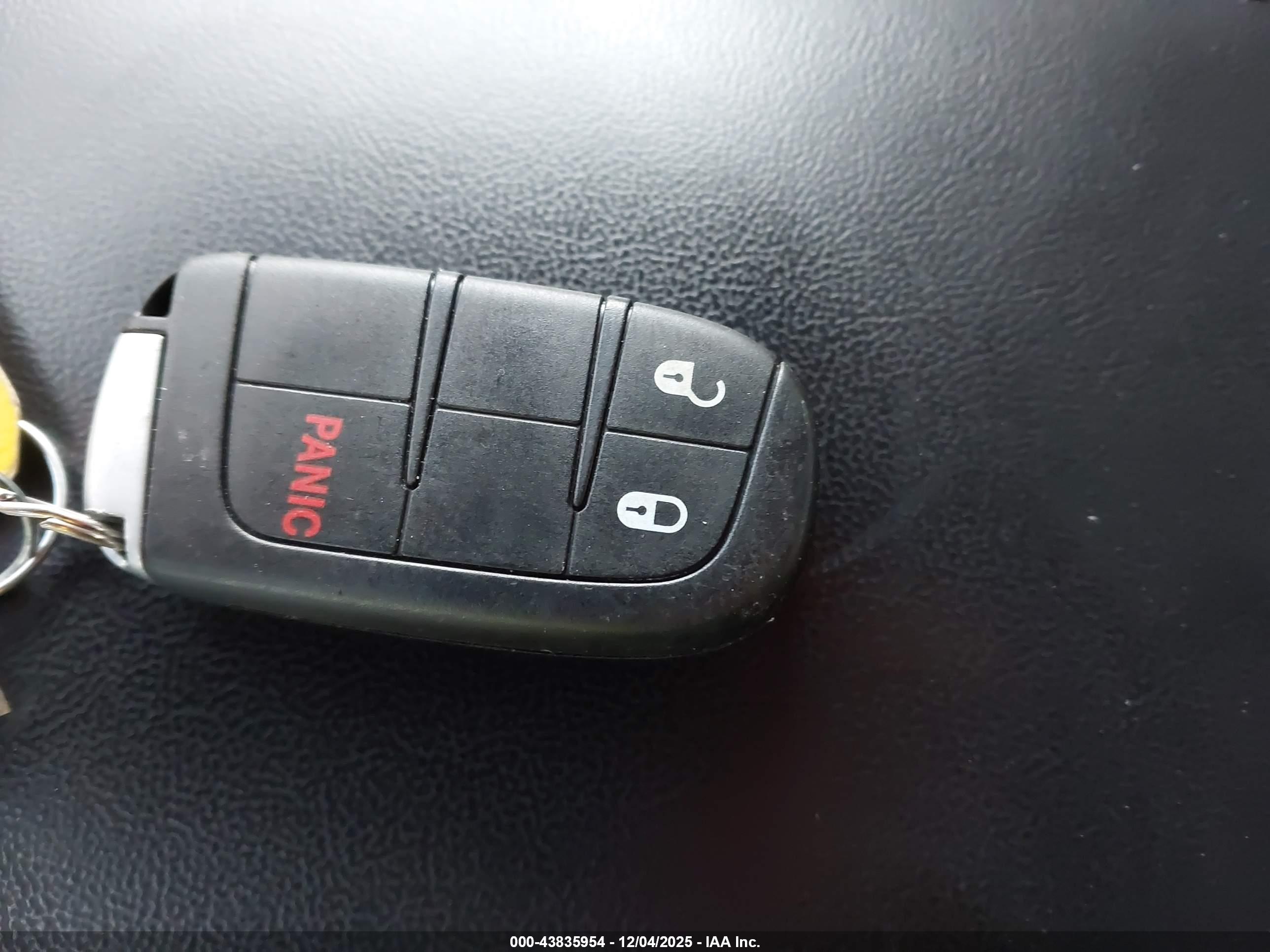JEEP GRAND image 11