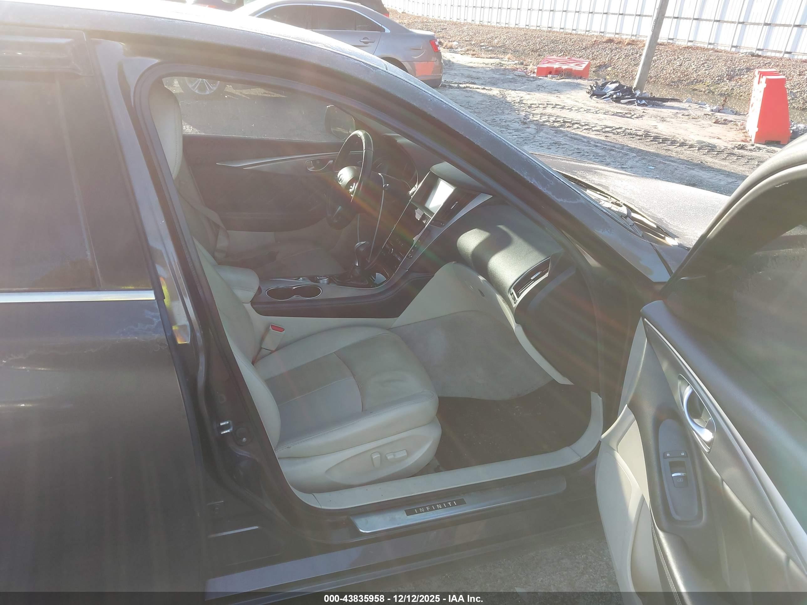 INFINITI Q50 image 5