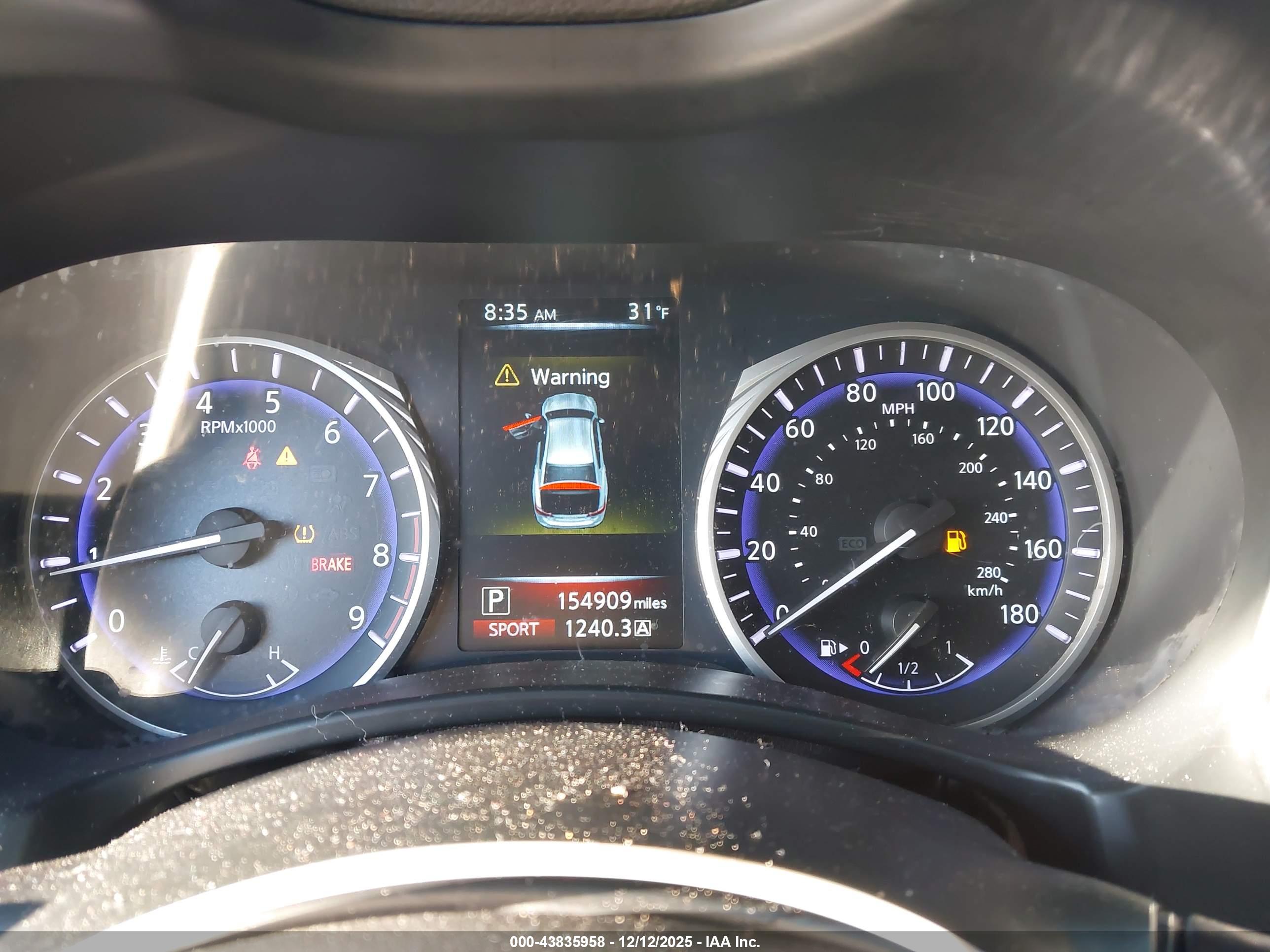 INFINITI Q50 image 7