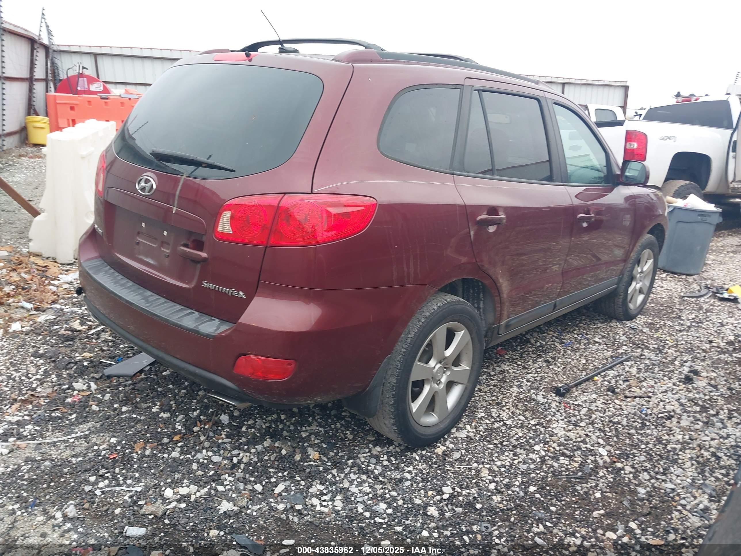 HYUNDAI SANTA image 4