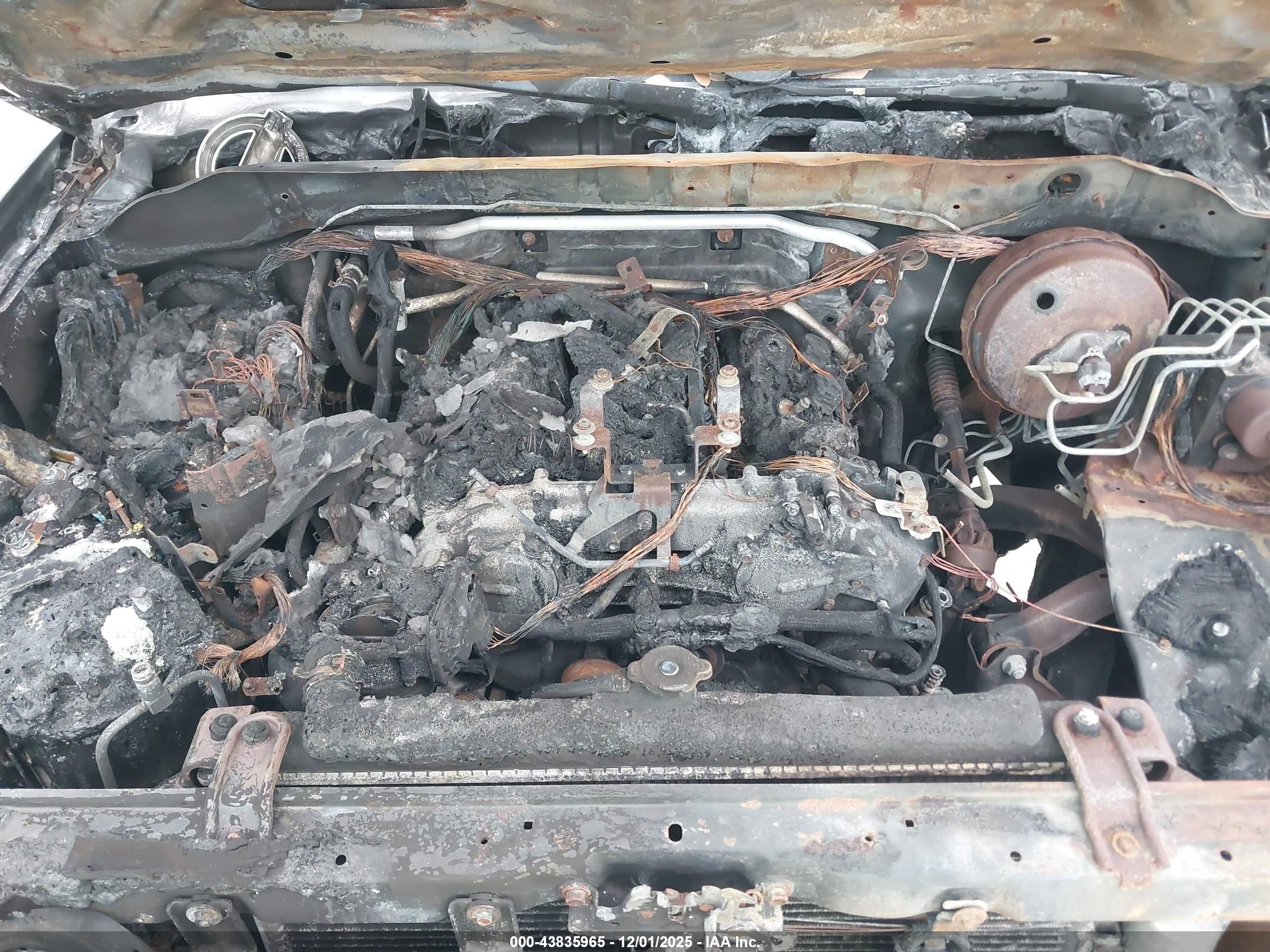 NISSAN FRONTIER image 10
