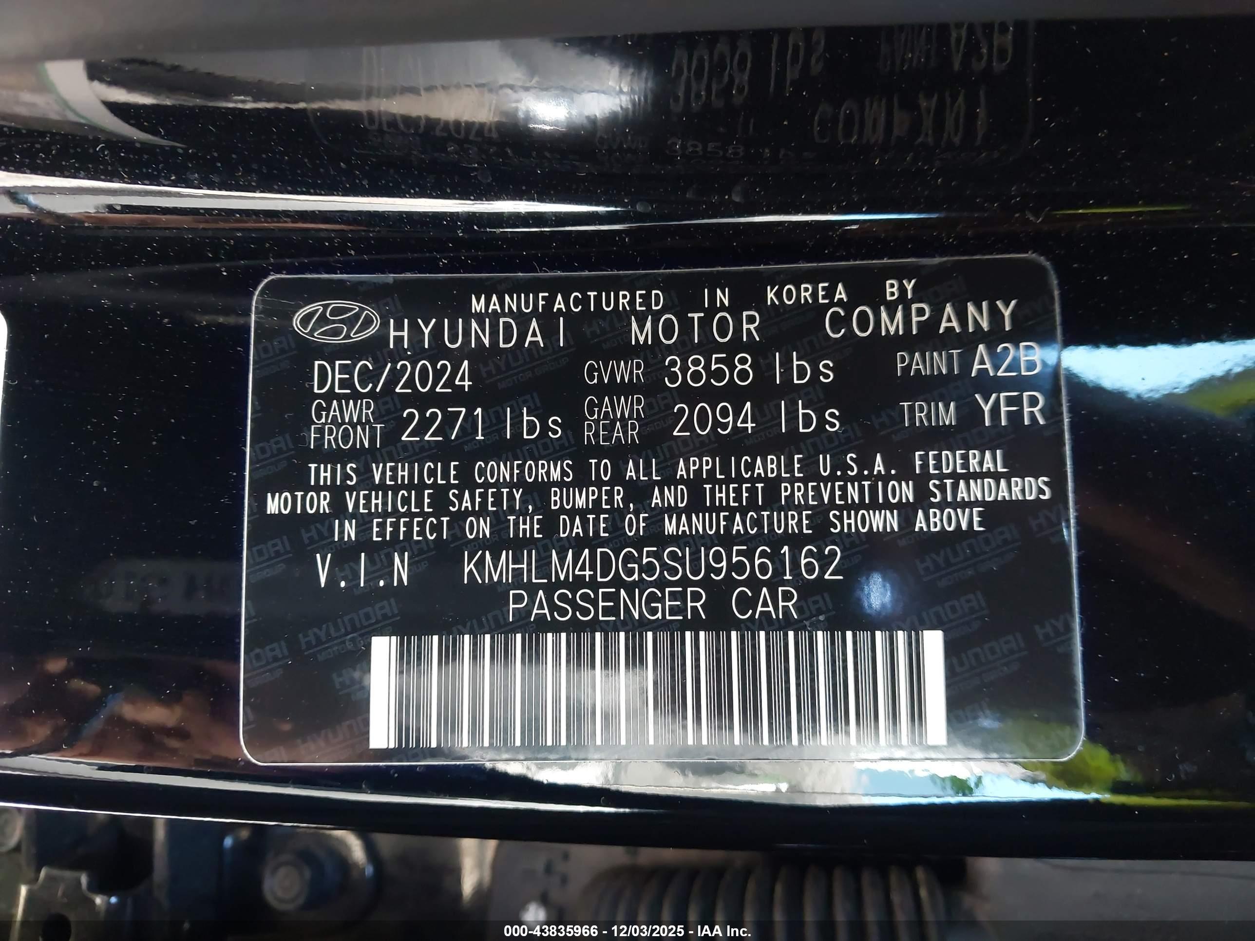 HYUNDAI ELANTRA image 9