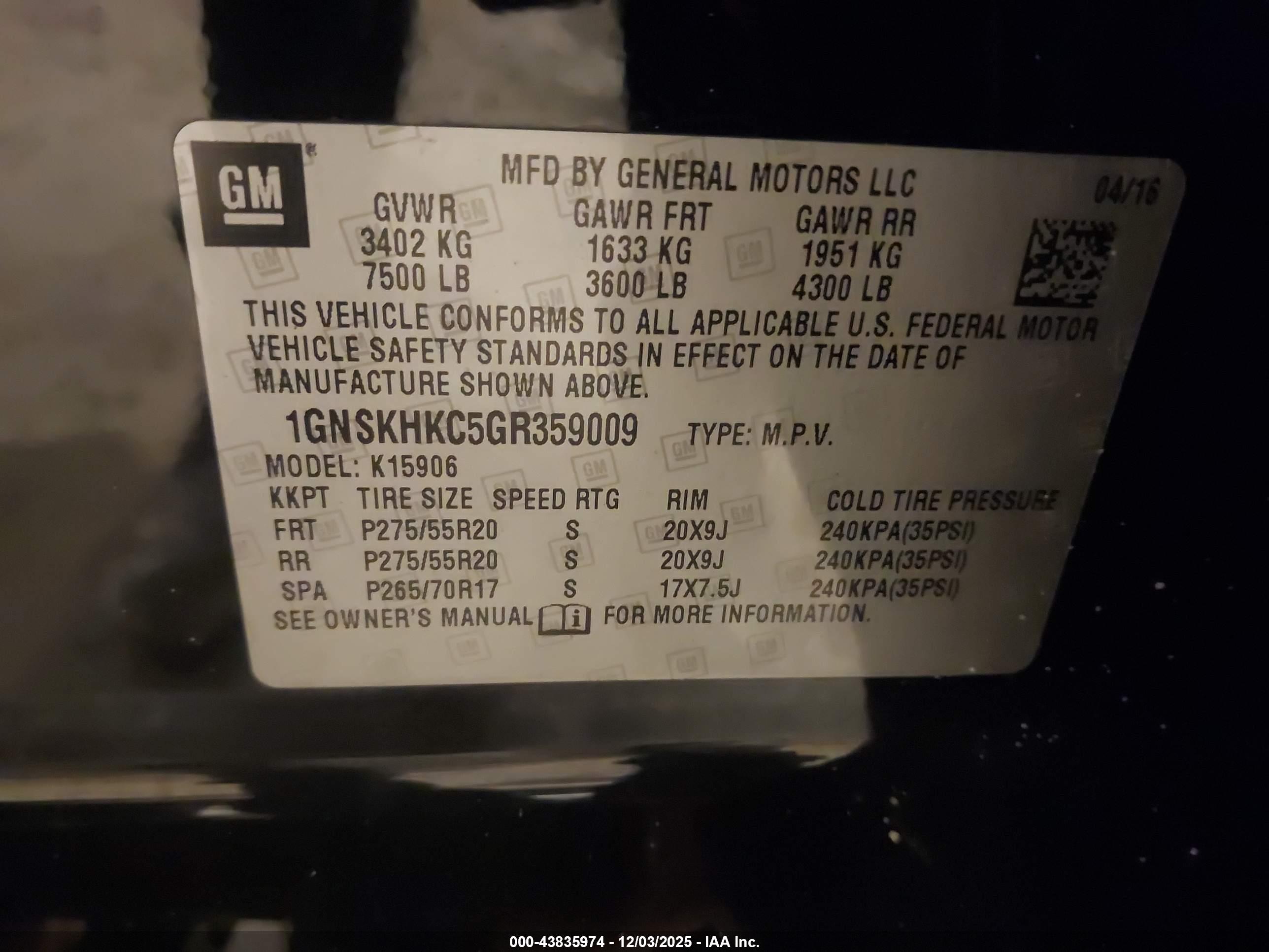 CHEVROLET SUBURBAN image 9