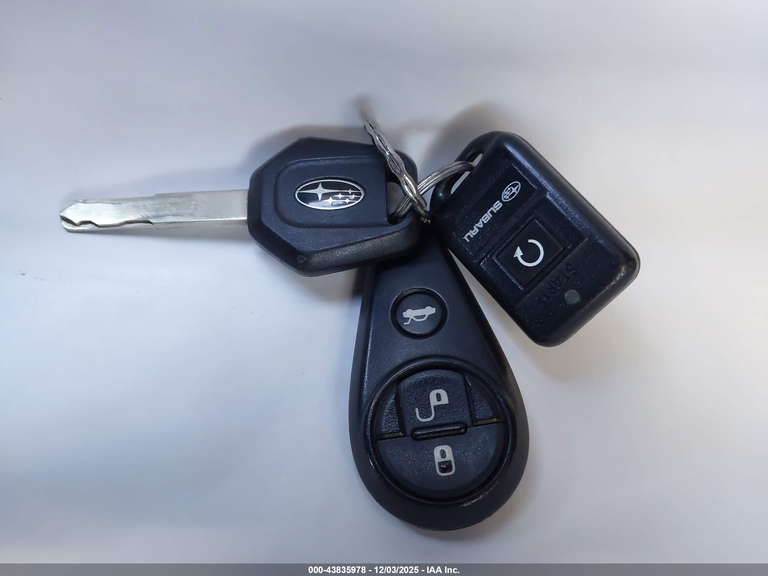 SUBARU FORESTER image 11