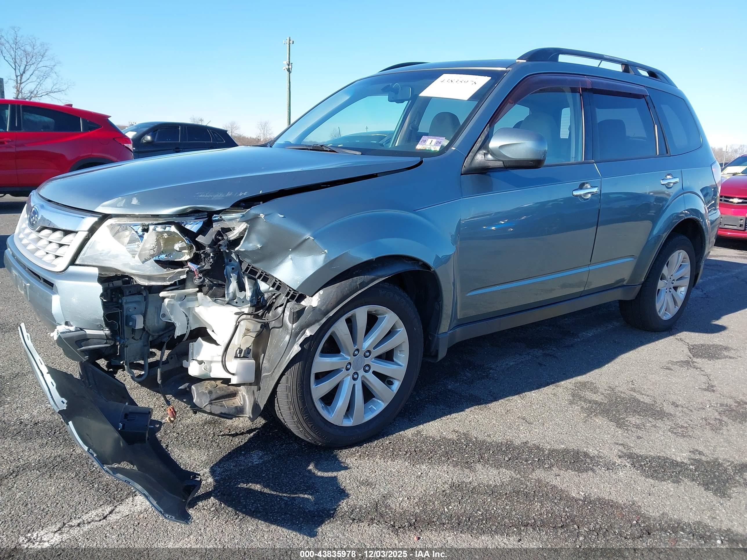 SUBARU FORESTER image 2