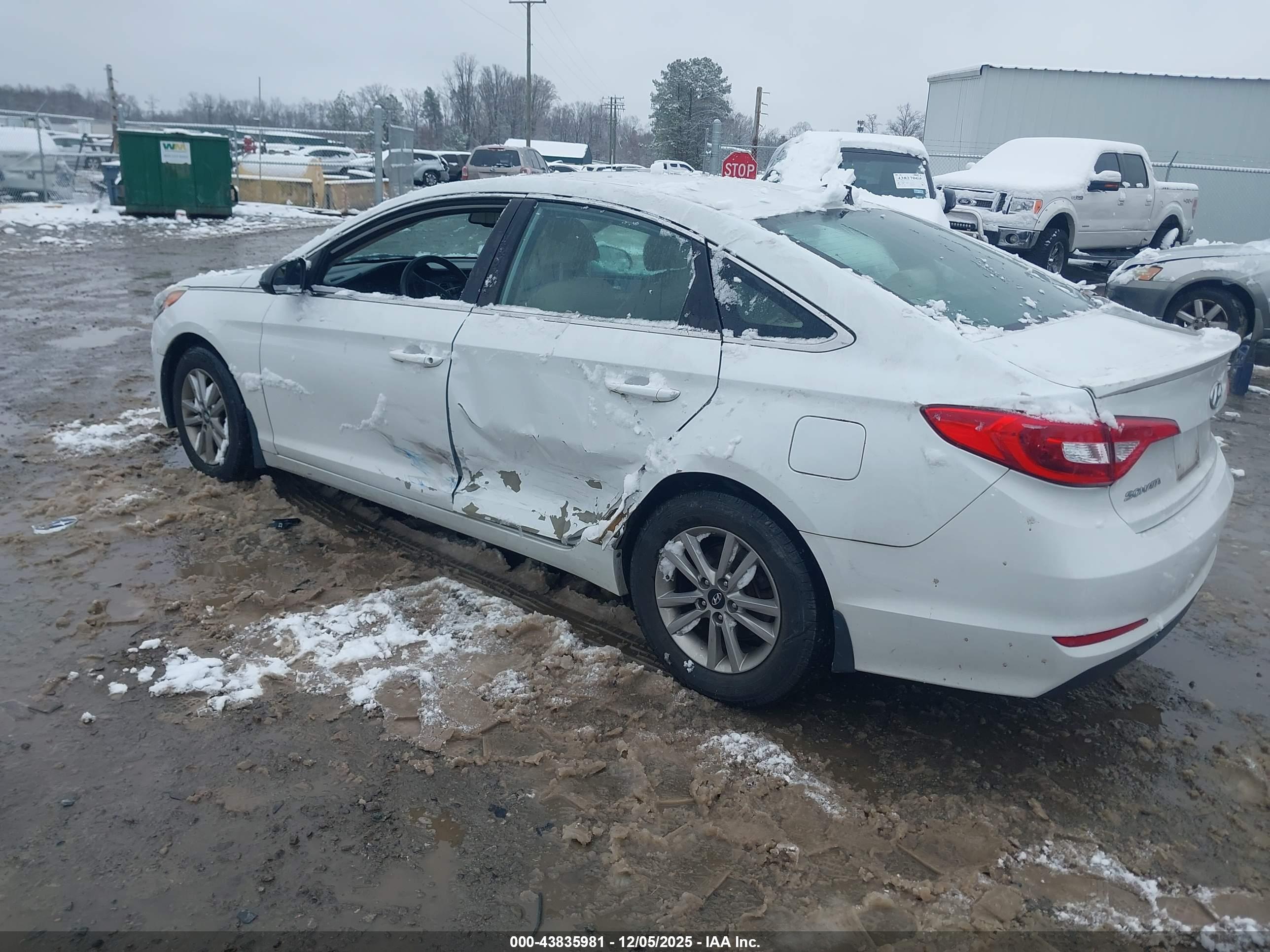 HYUNDAI SONATA image 3