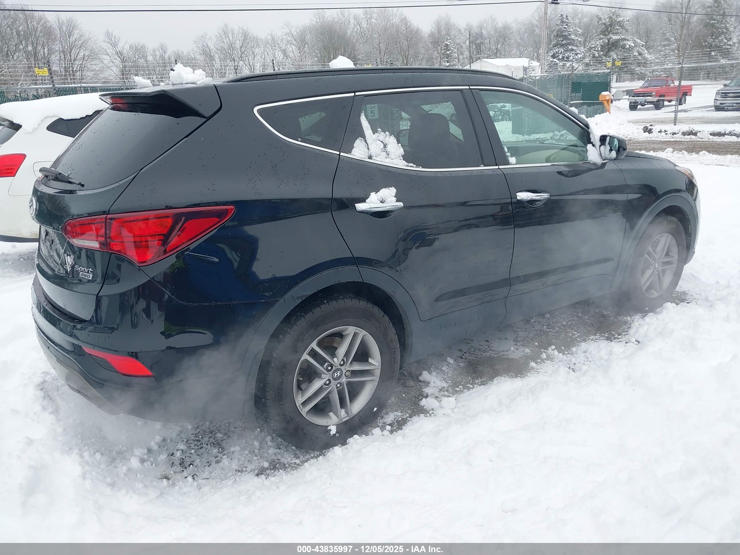 HYUNDAI SANTA image 4