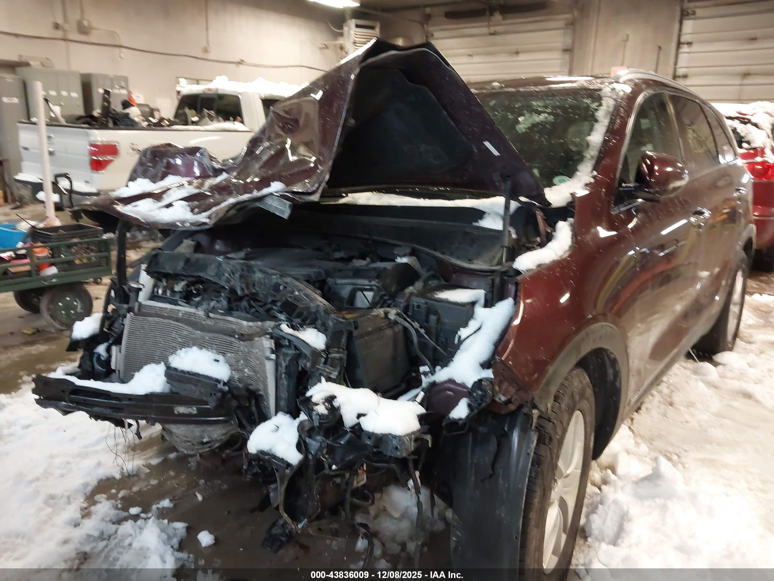 KIA SORENTO image 6
