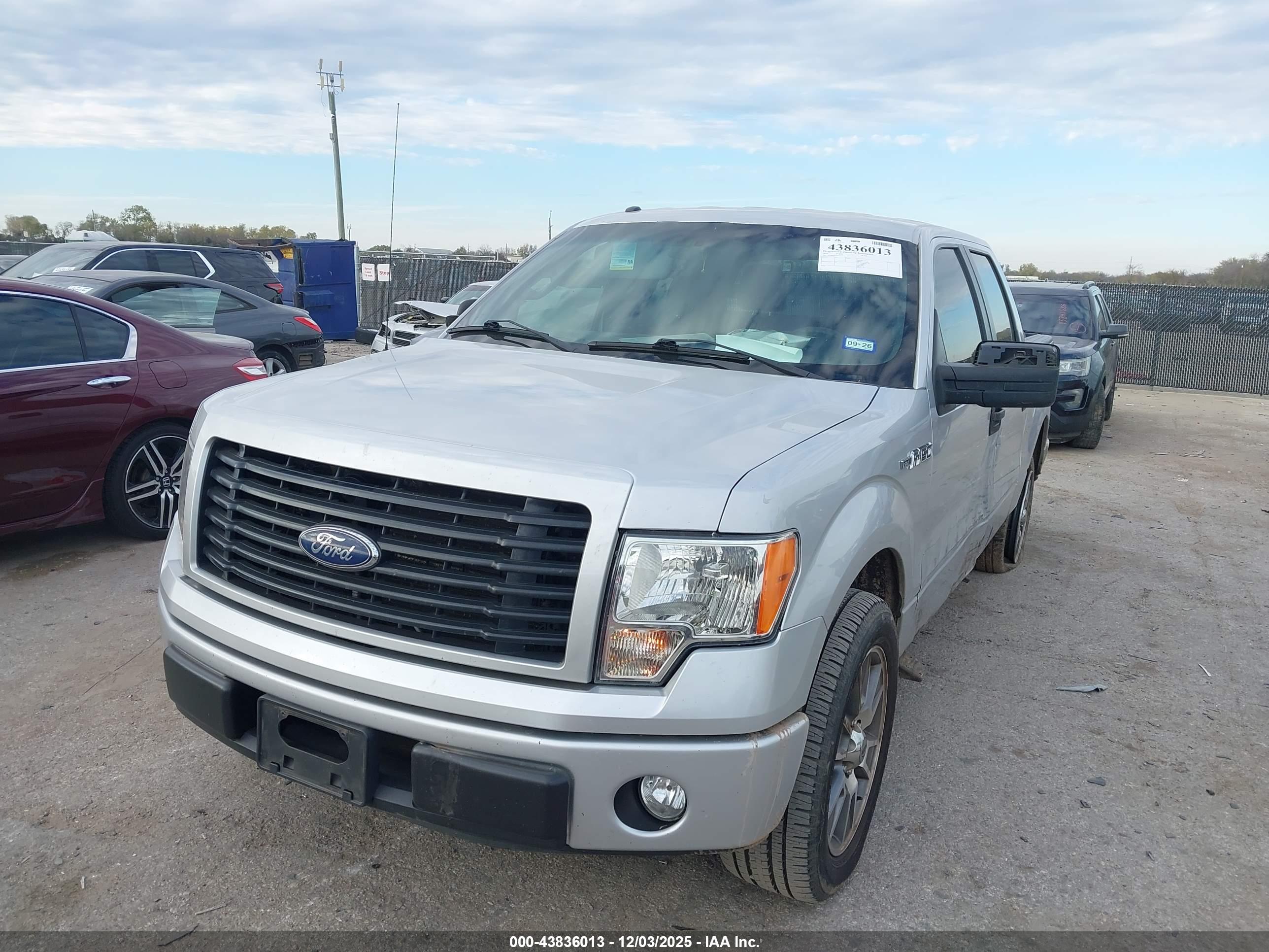 FORD F-150 image 2