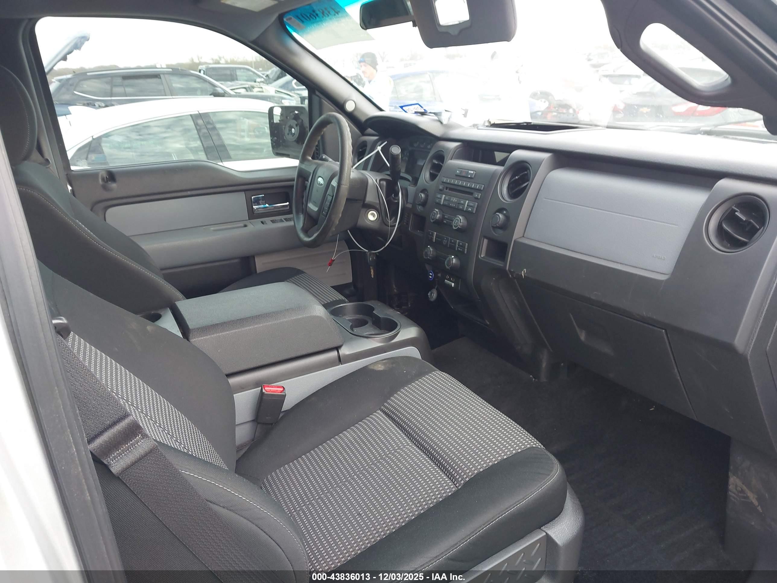 FORD F-150 image 5