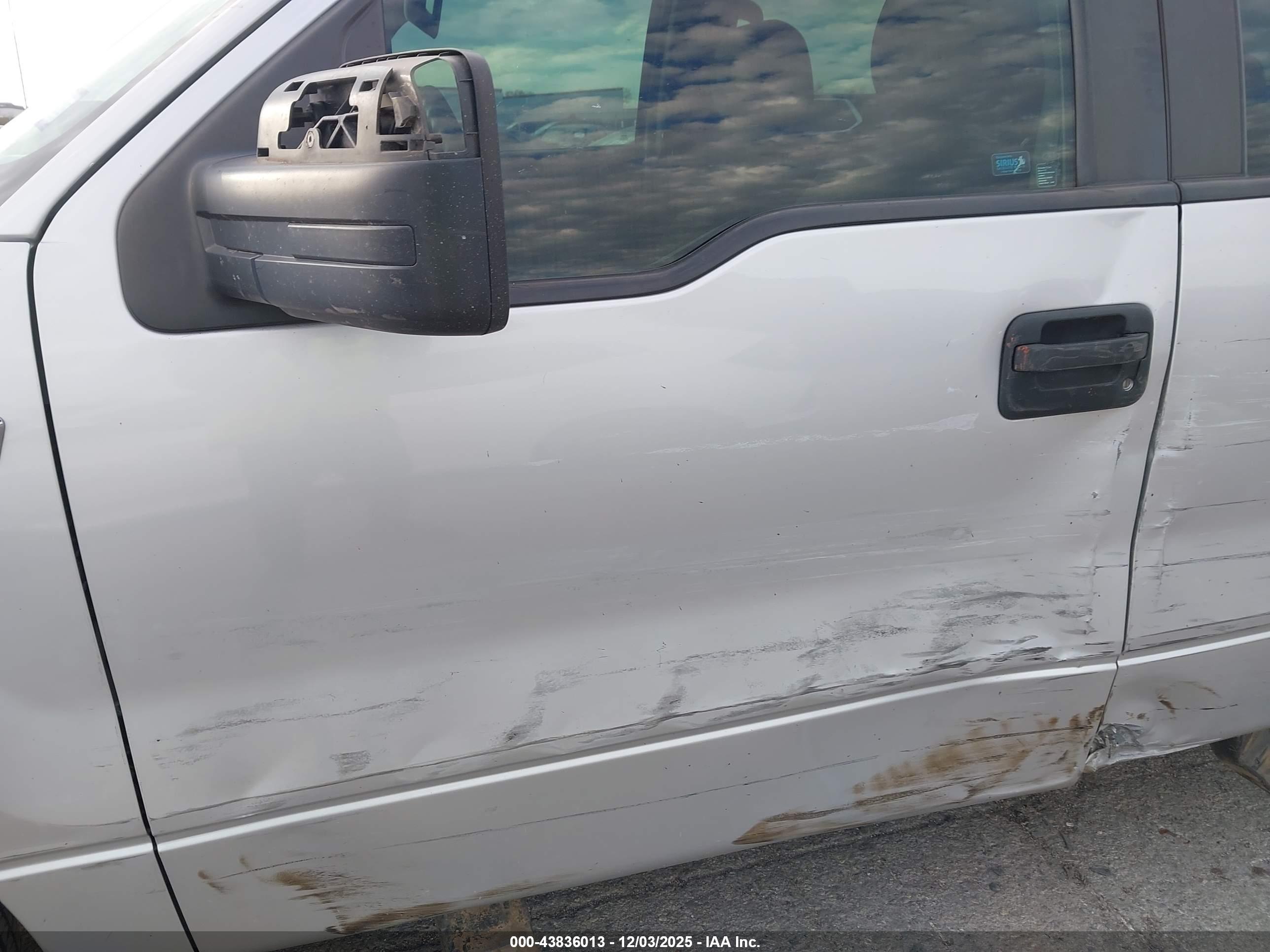 FORD F-150 image 6