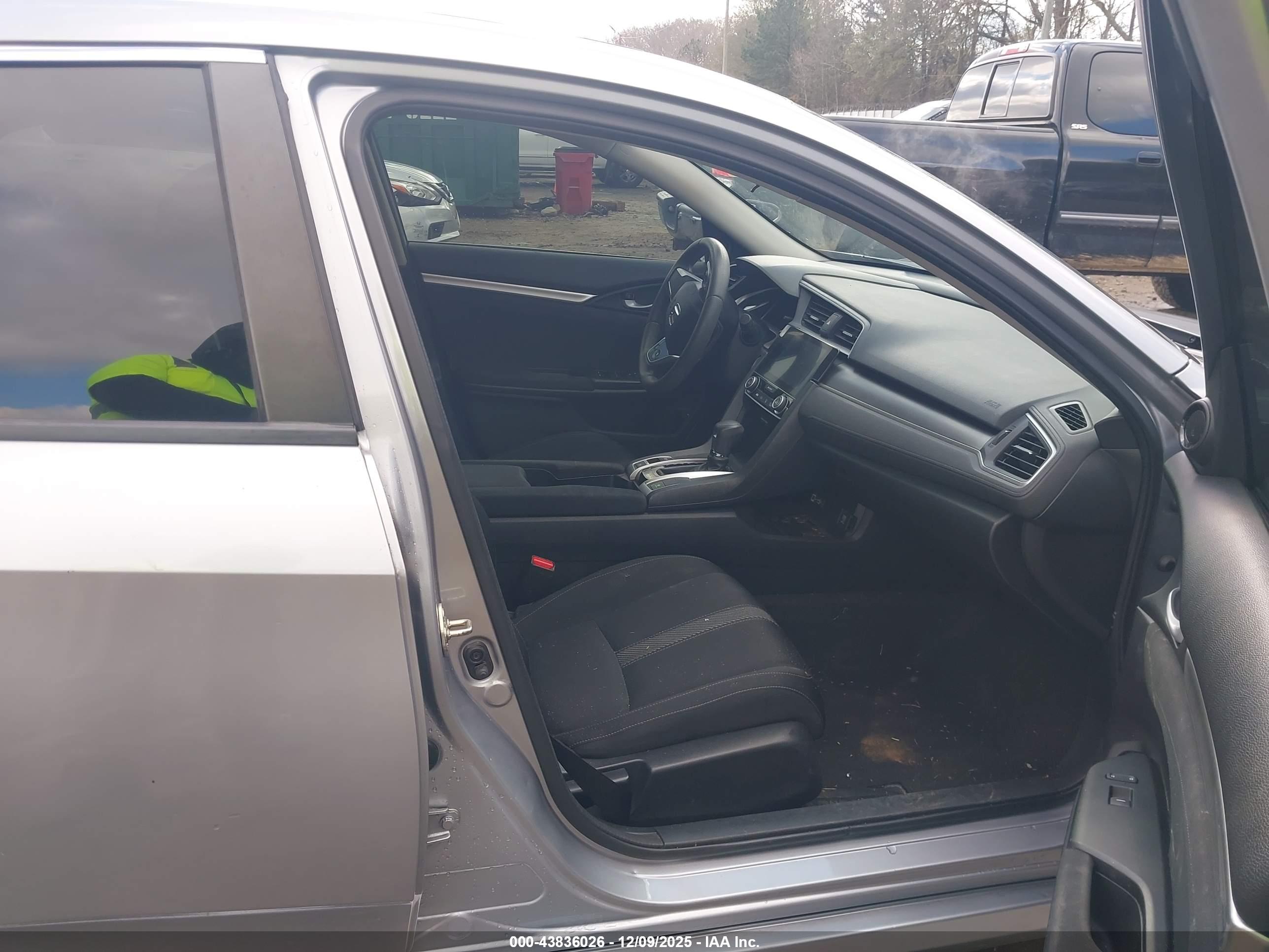 HONDA CIVIC image 5
