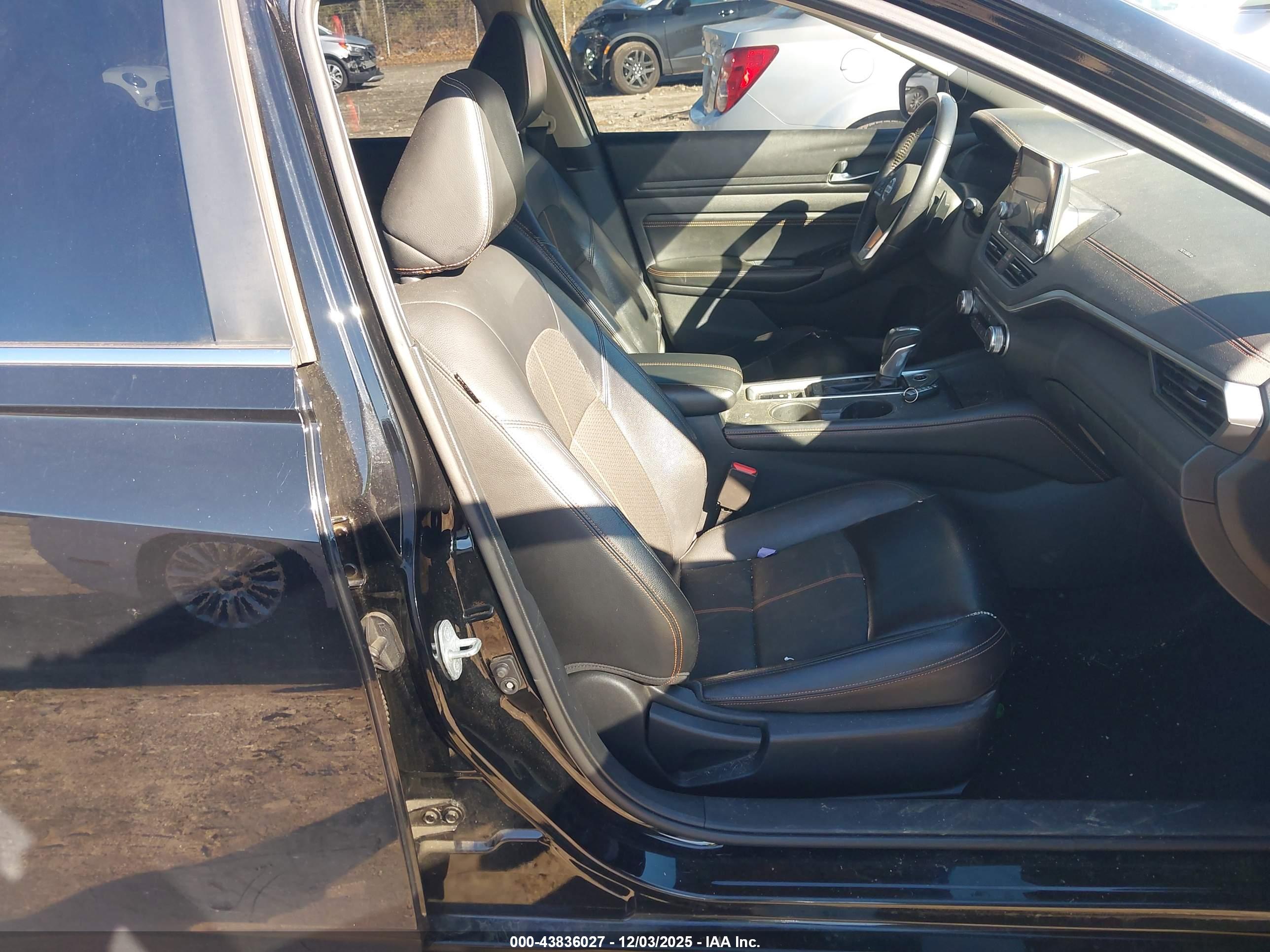 NISSAN ALTIMA image 5