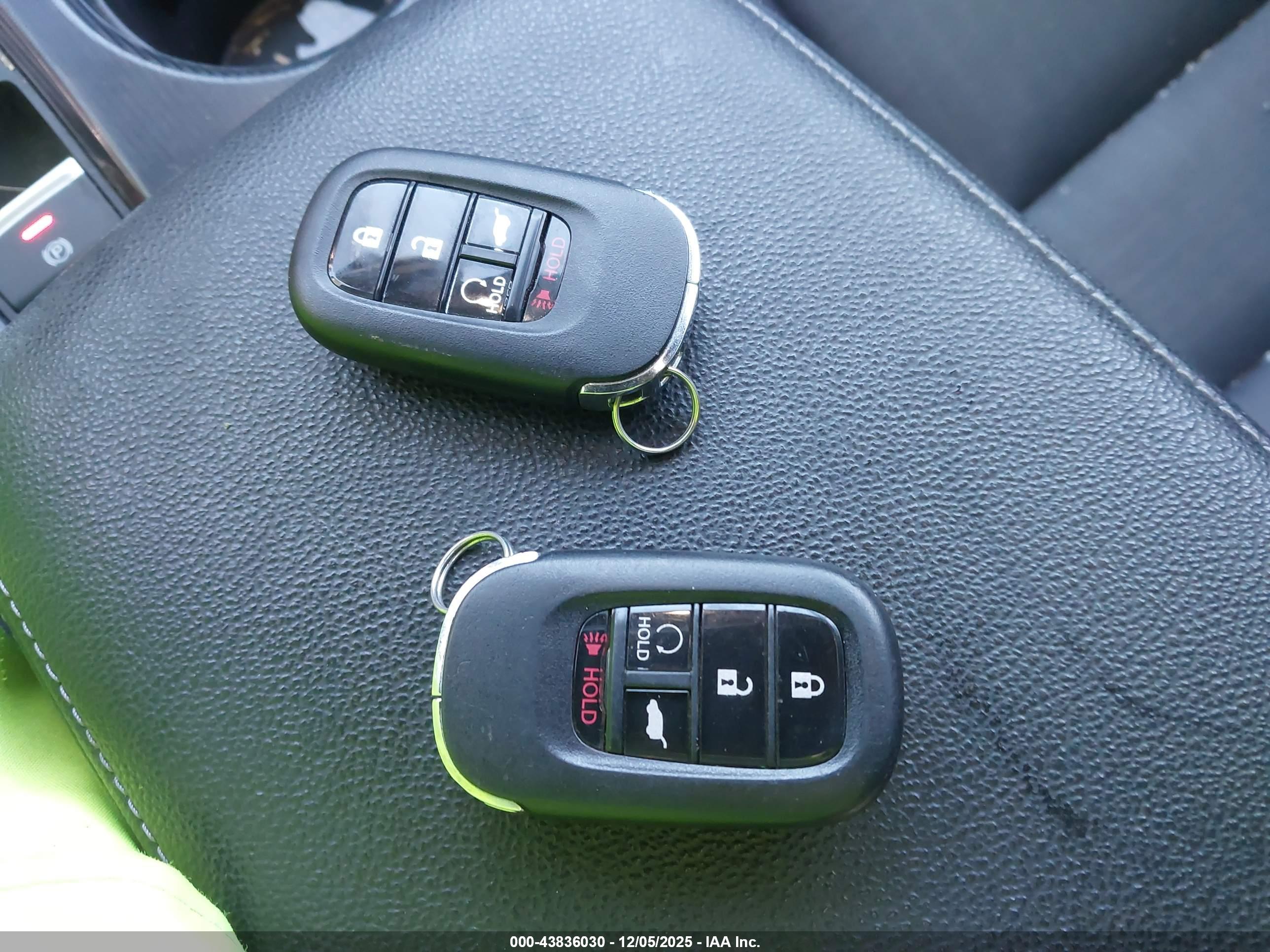 HONDA CIVIC image 11