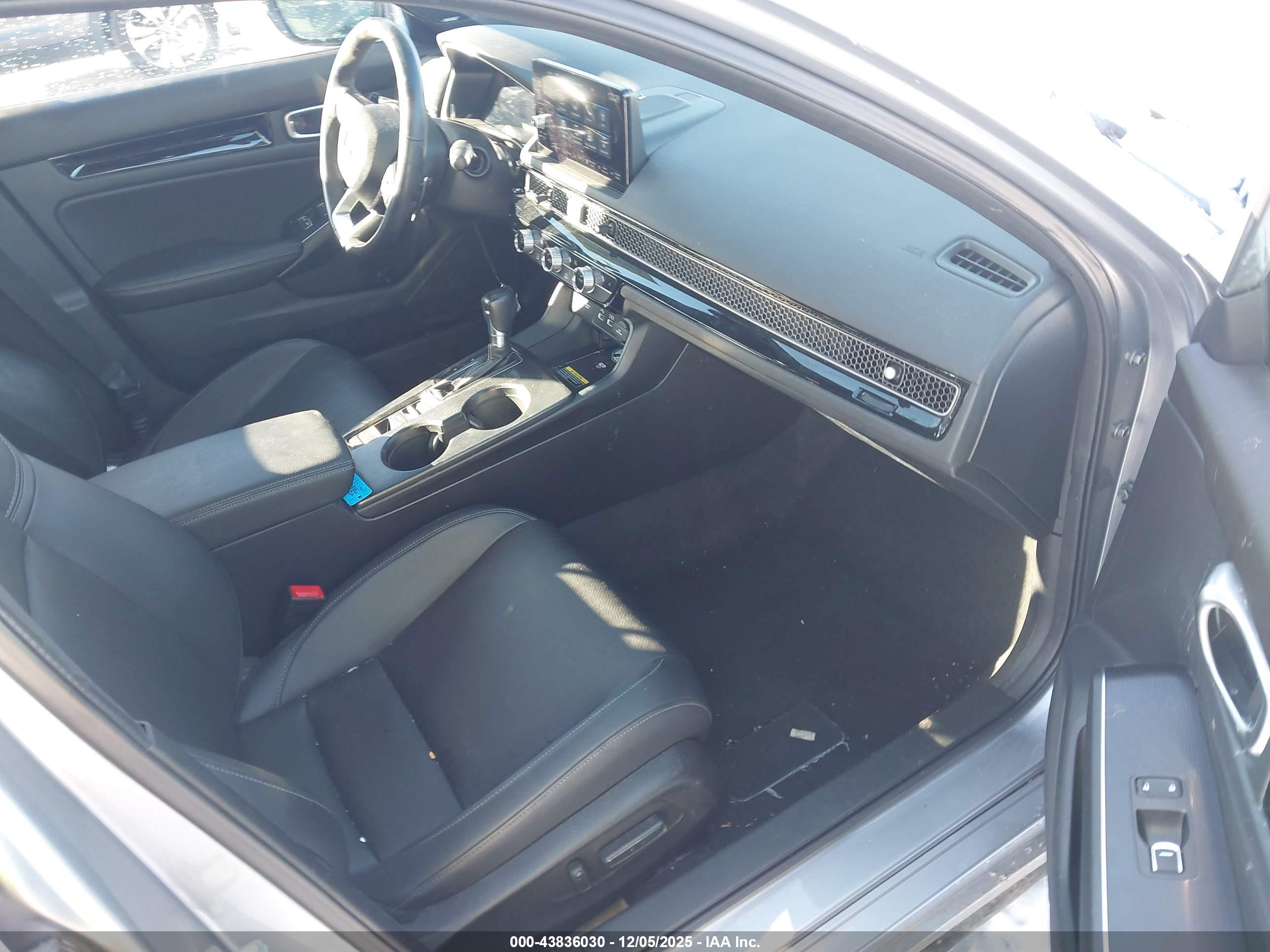 HONDA CIVIC image 5