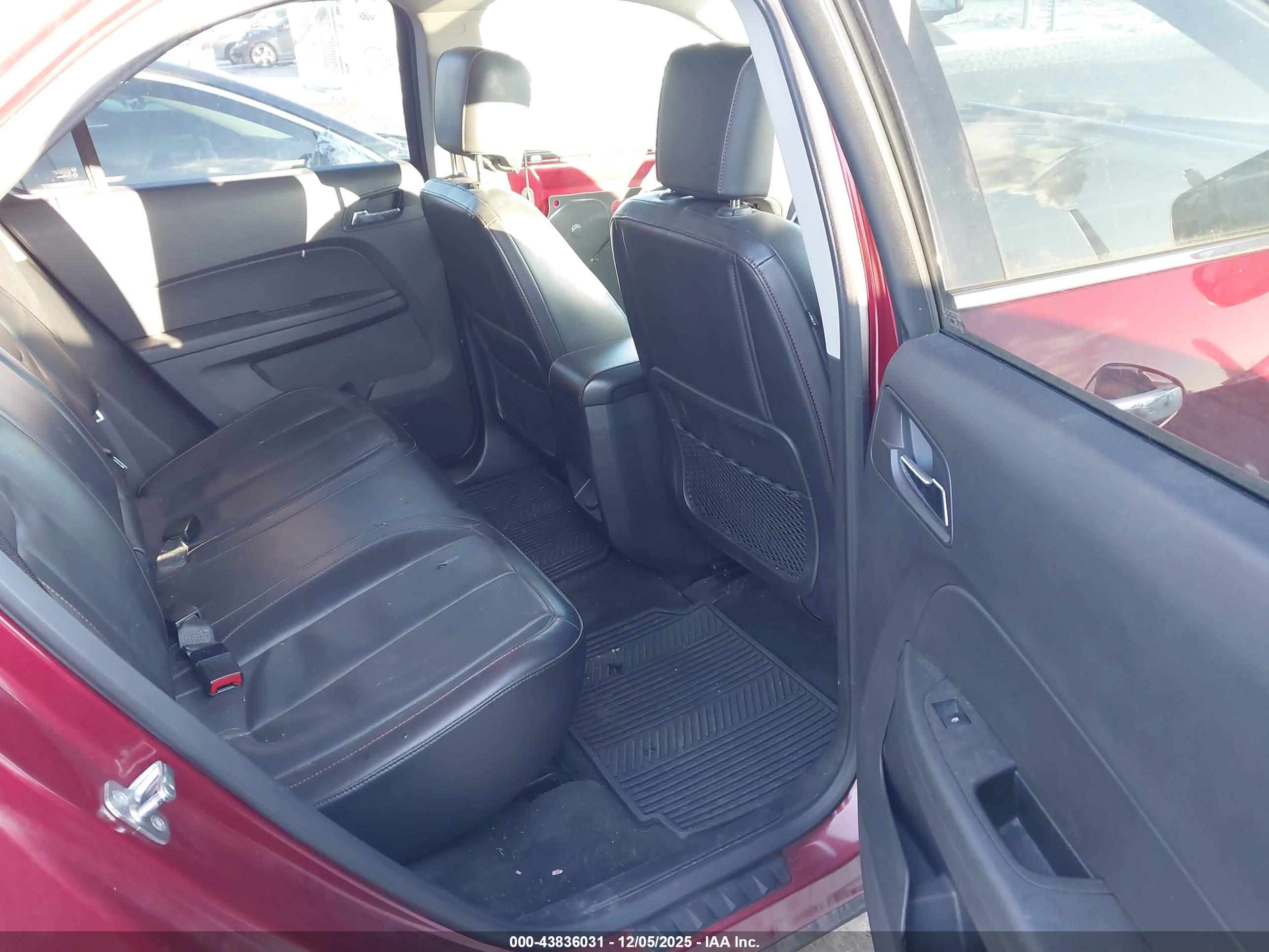 CHEVROLET EQUINOX image 8