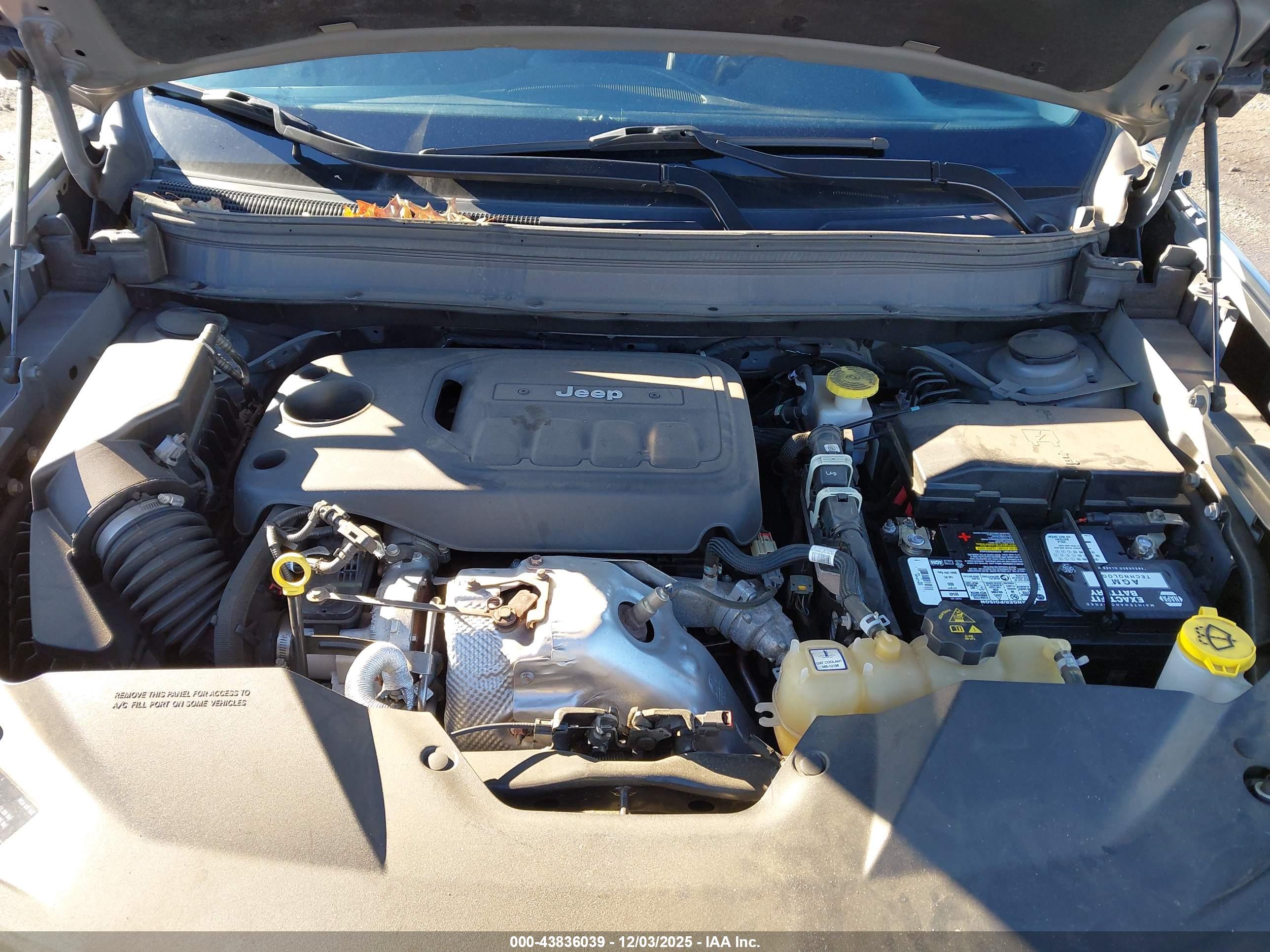 JEEP CHEROKEE image 10