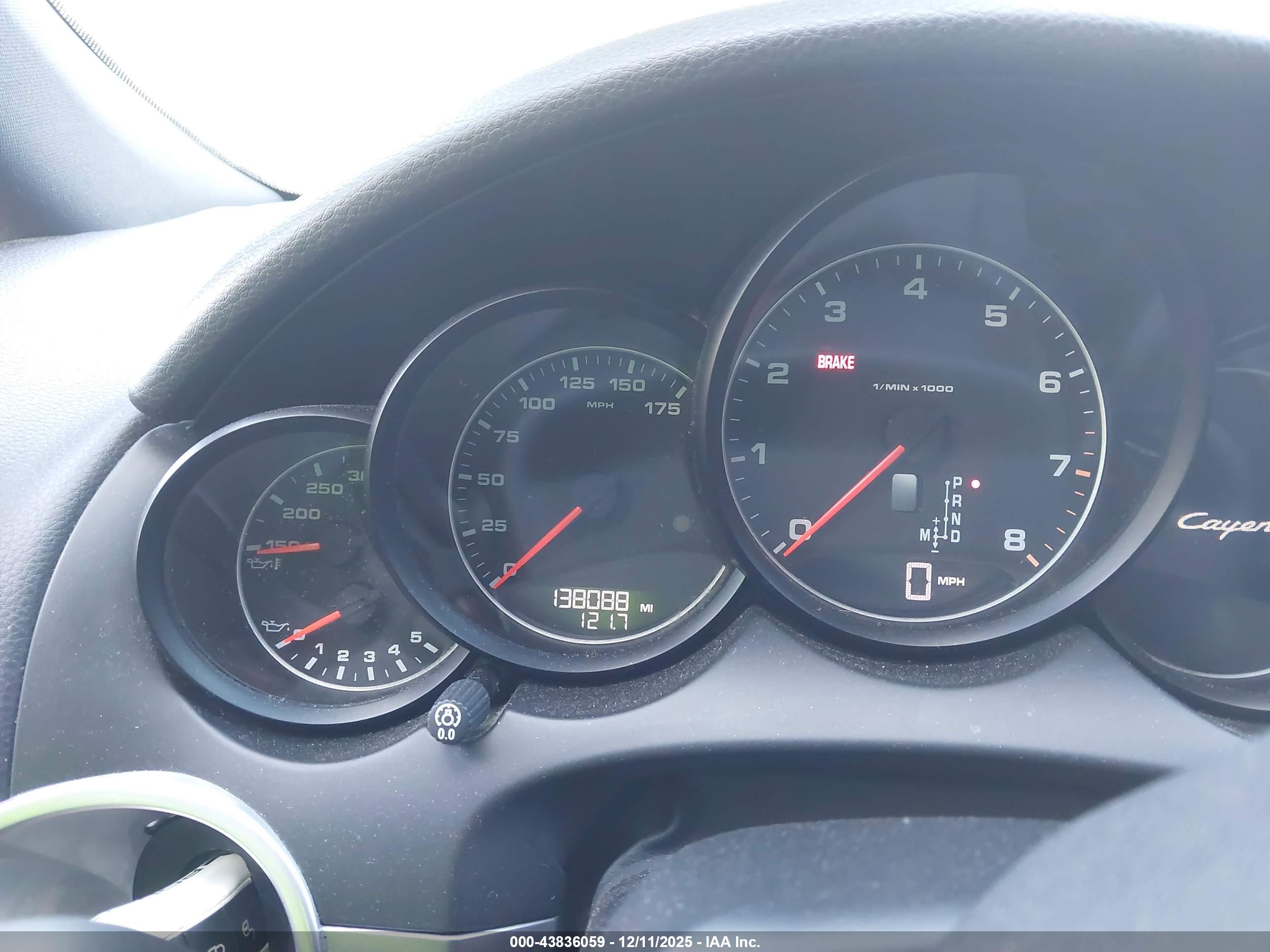 PORSCHE CAYENNE image 7