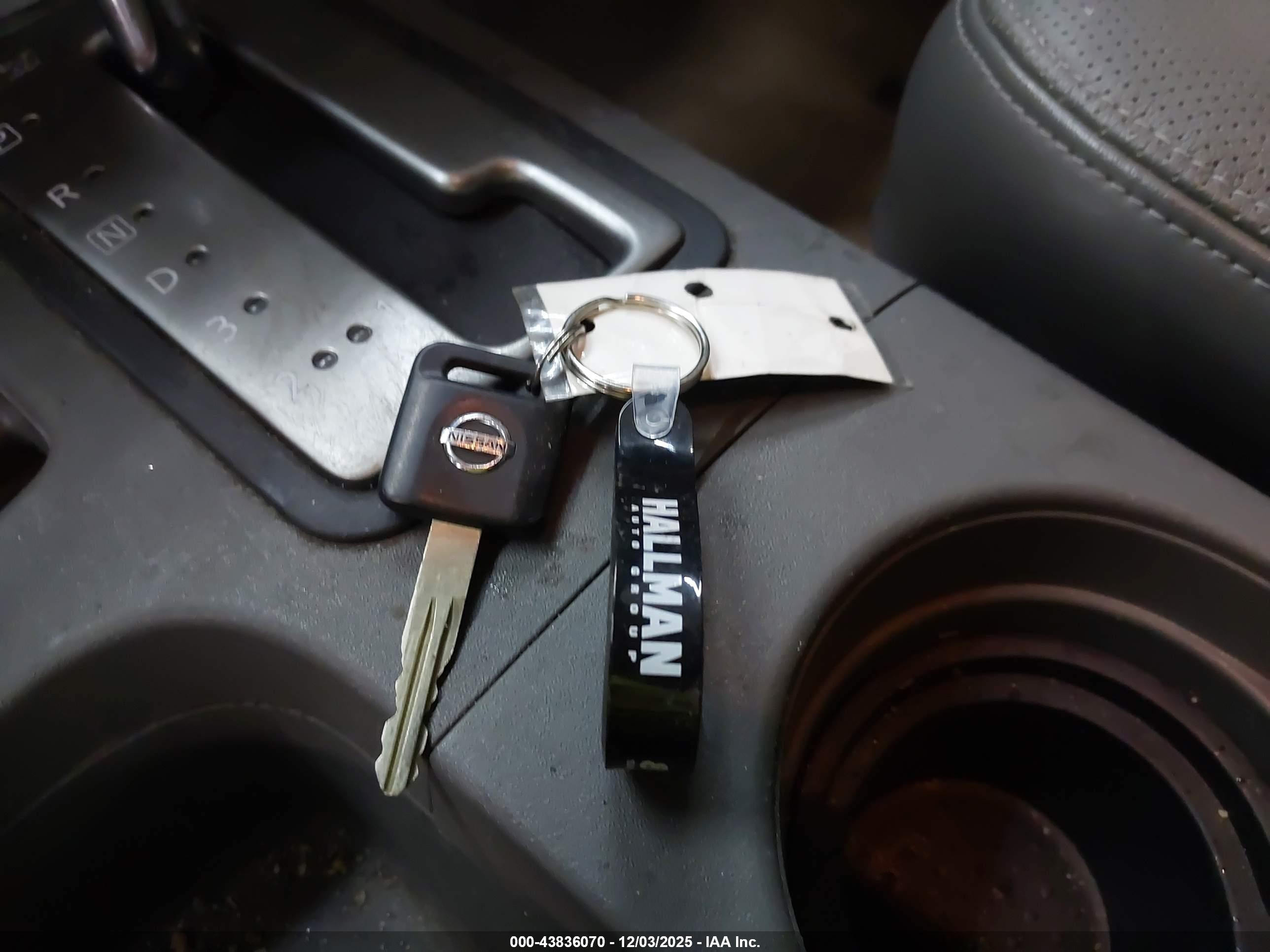 NISSAN FRONTIER image 11