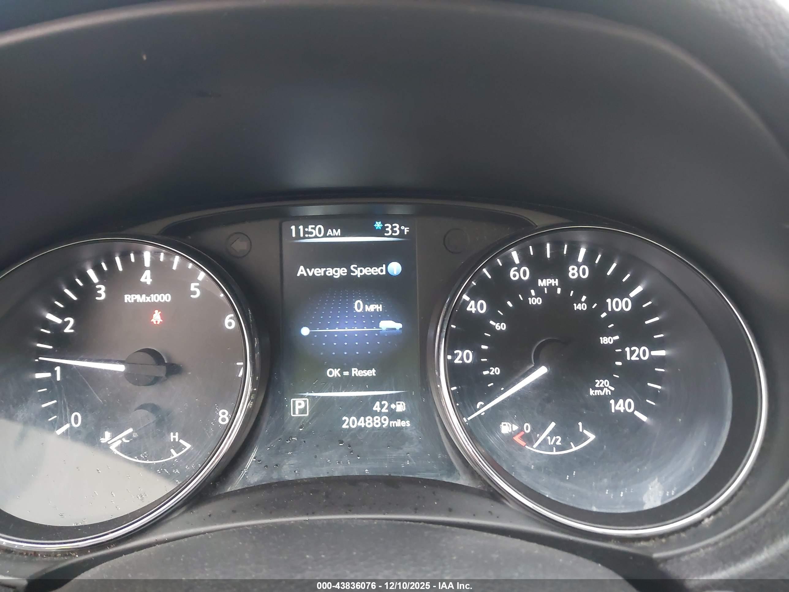 NISSAN ROGUE image 7