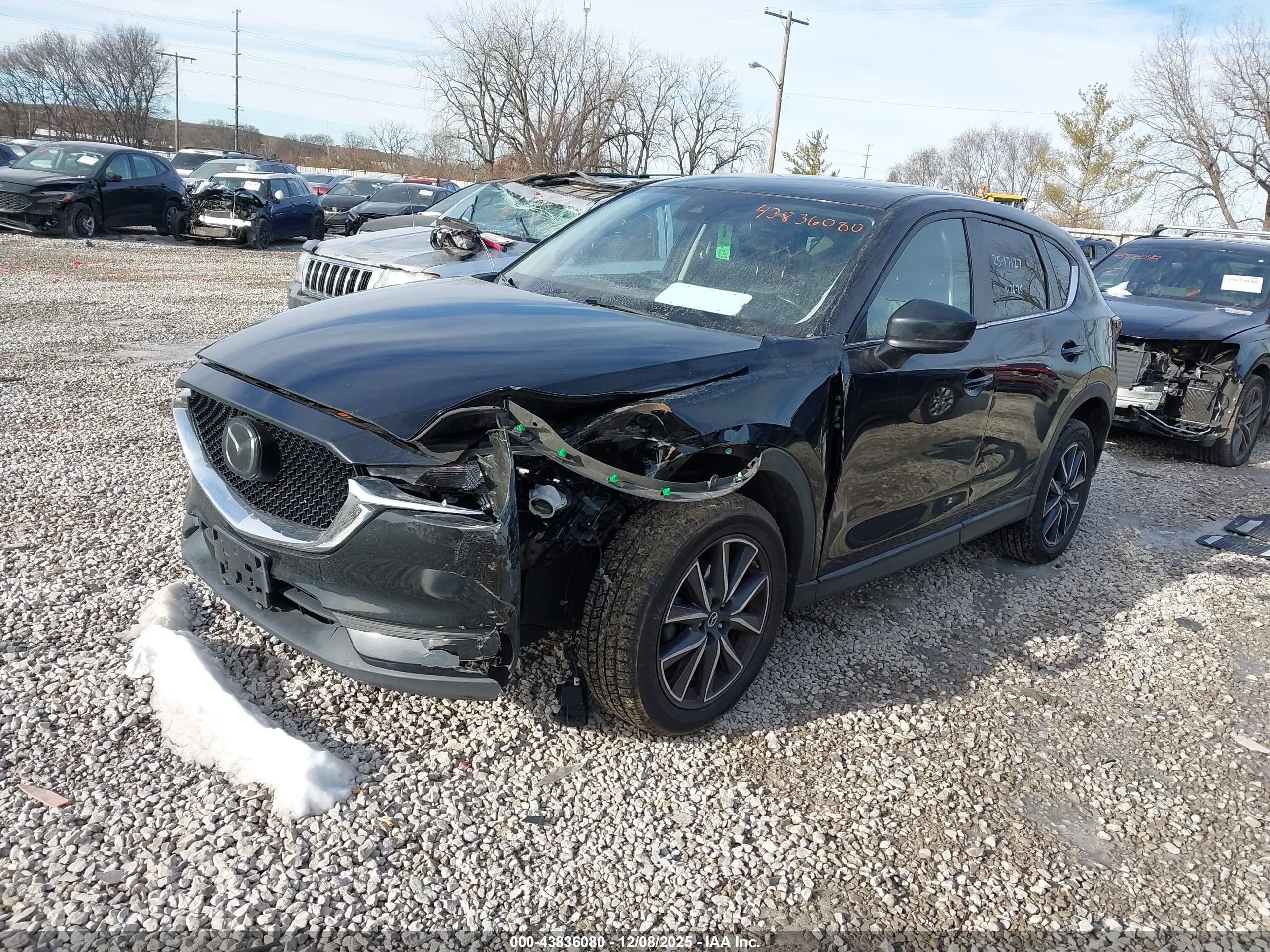MAZDA CX-5 image 2