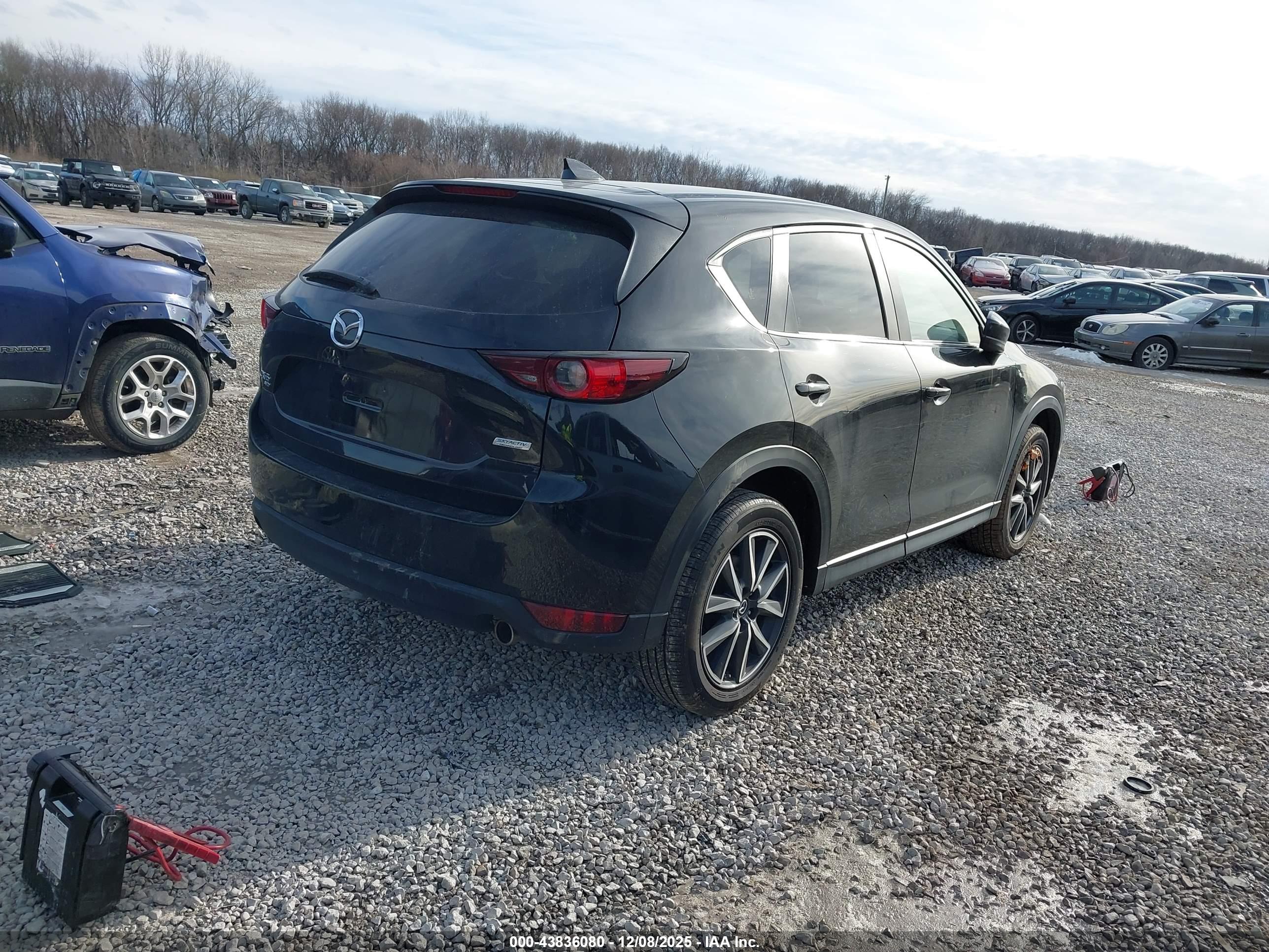 MAZDA CX-5 image 4