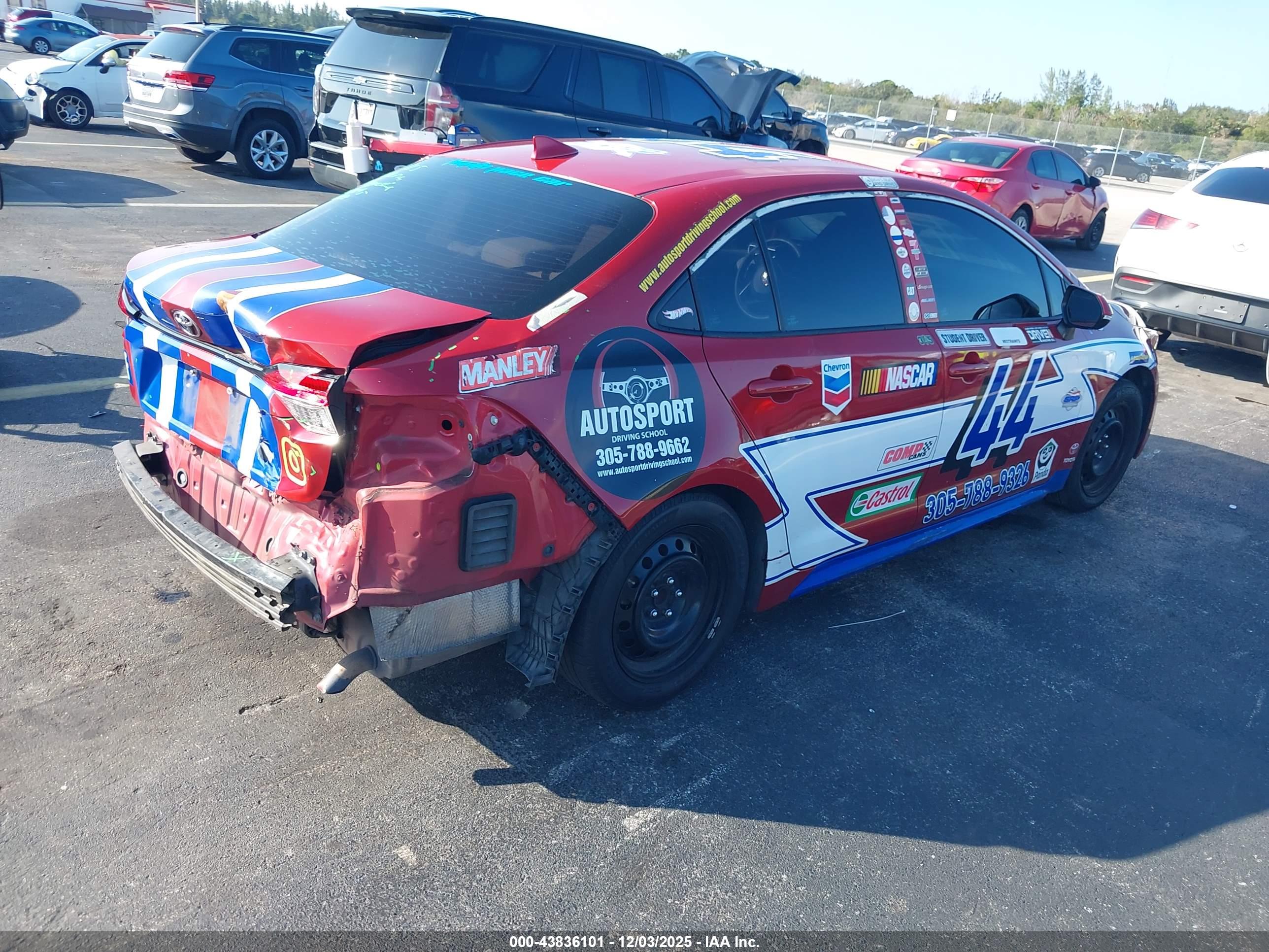 TOYOTA COROLLA image 4