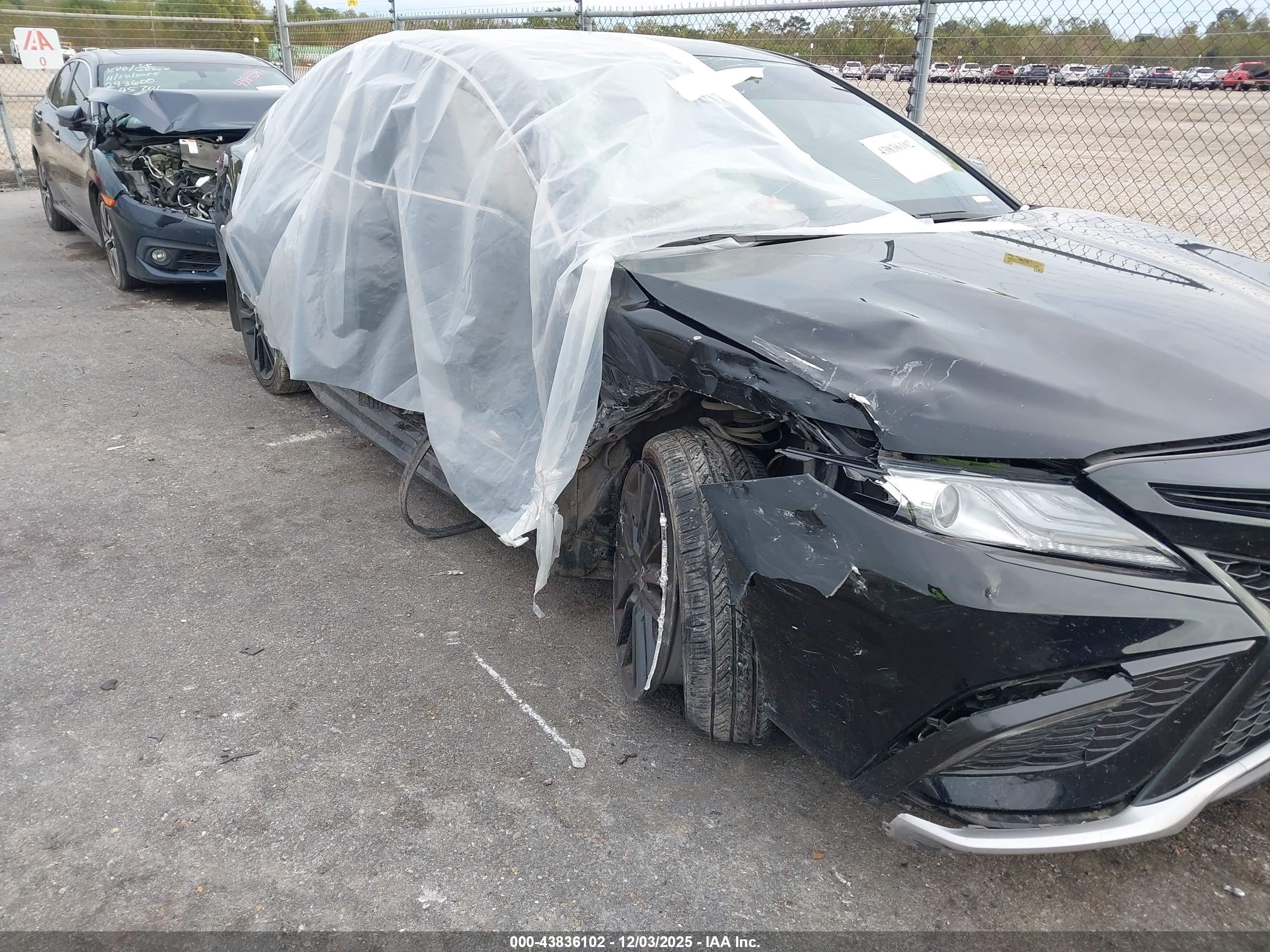 TOYOTA CAMRY image 6