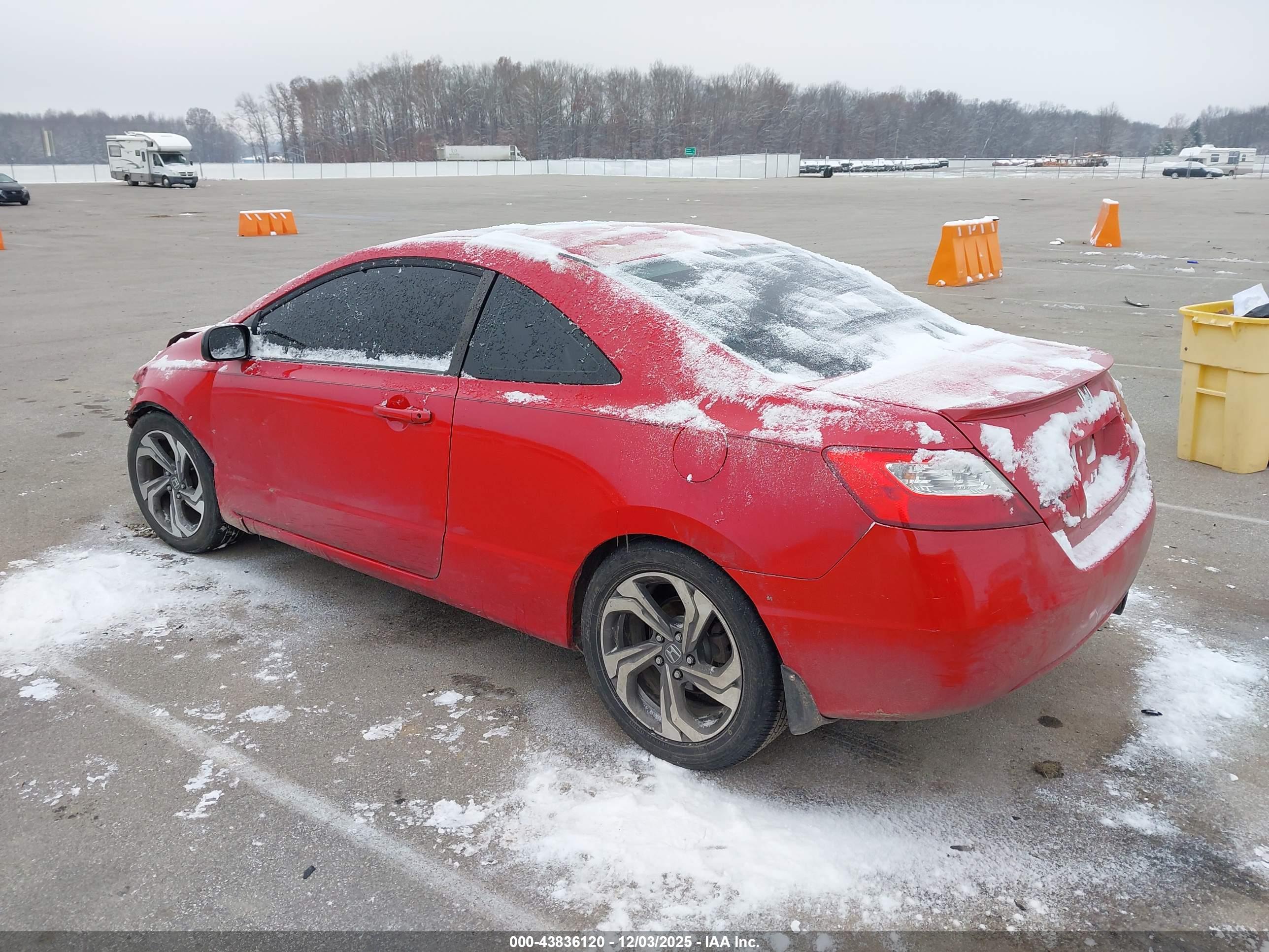 HONDA CIVIC image 3