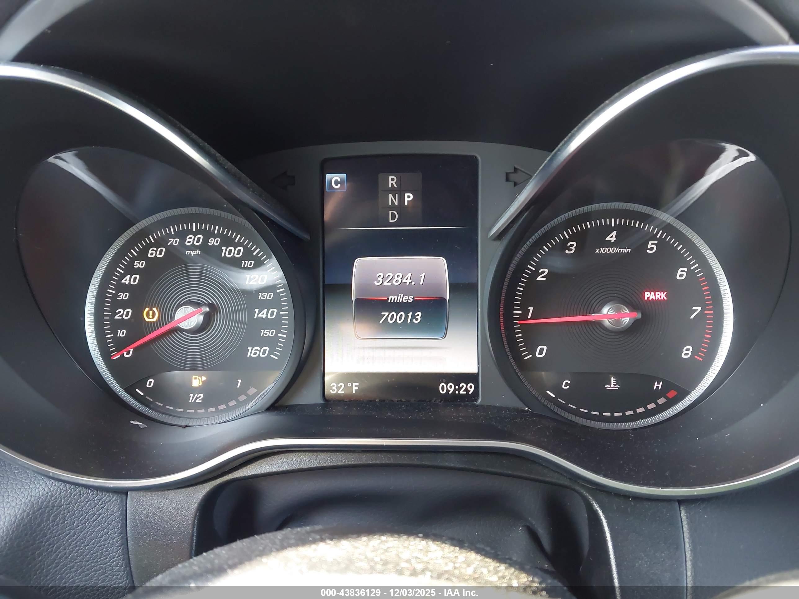 MERCEDES-BENZ GLC image 7