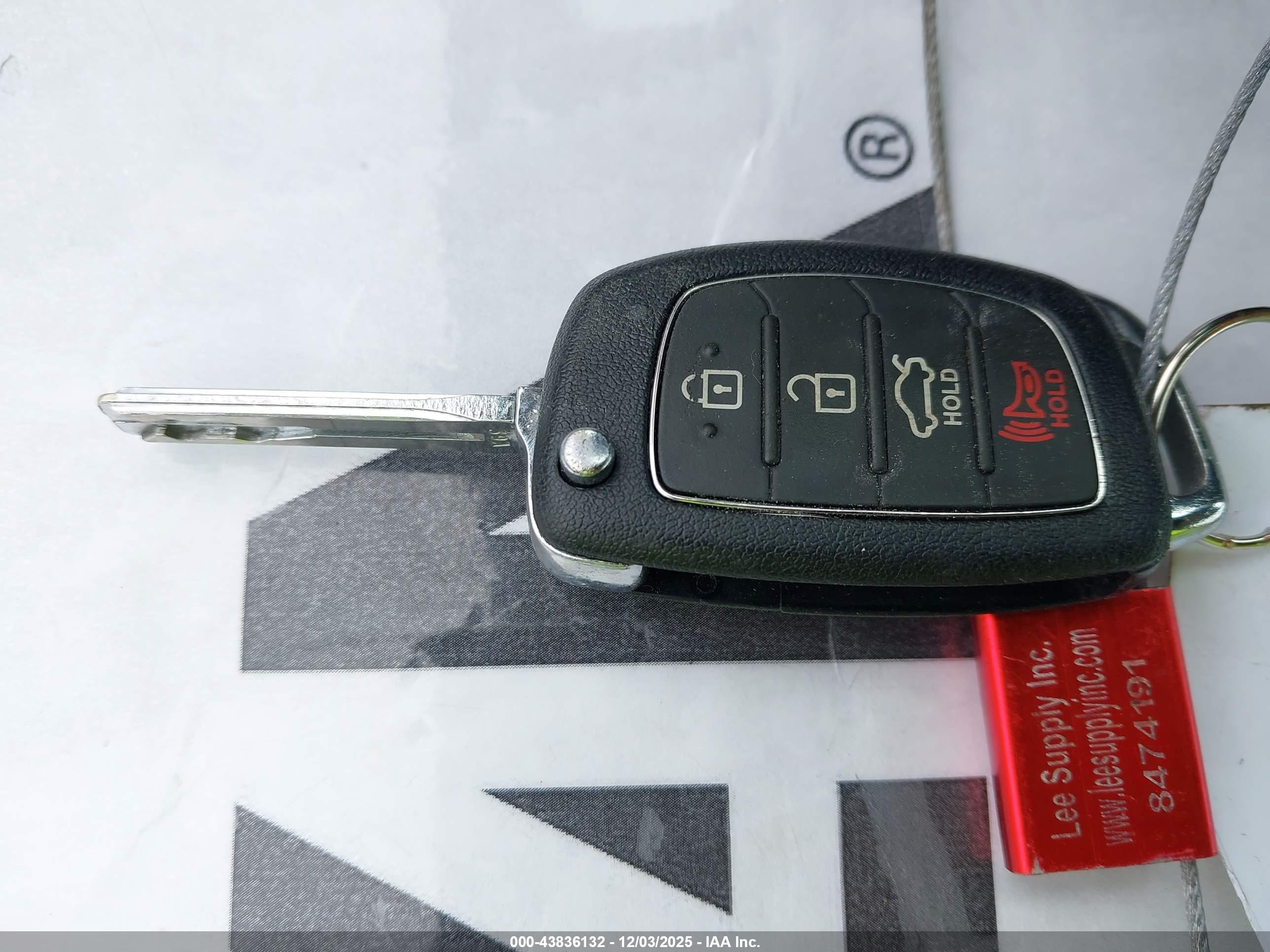 HYUNDAI SONATA image 11