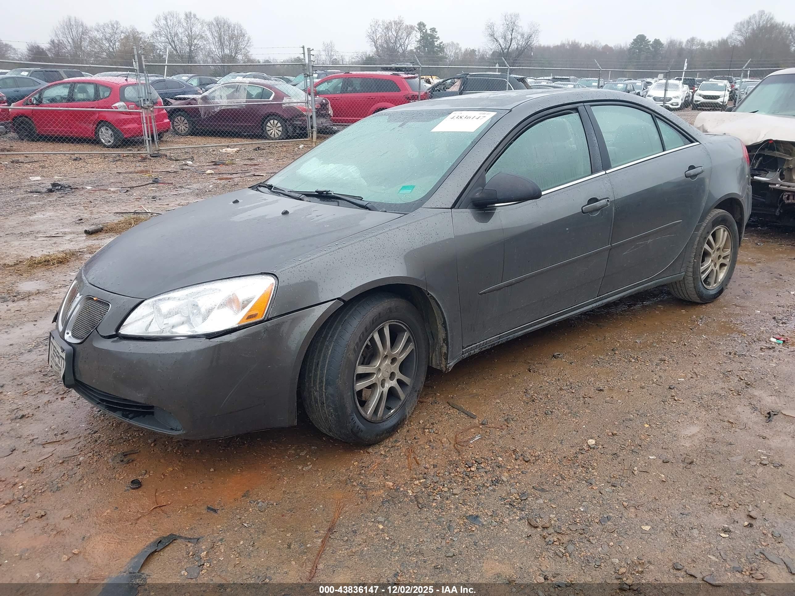 PONTIAC G6 image 2