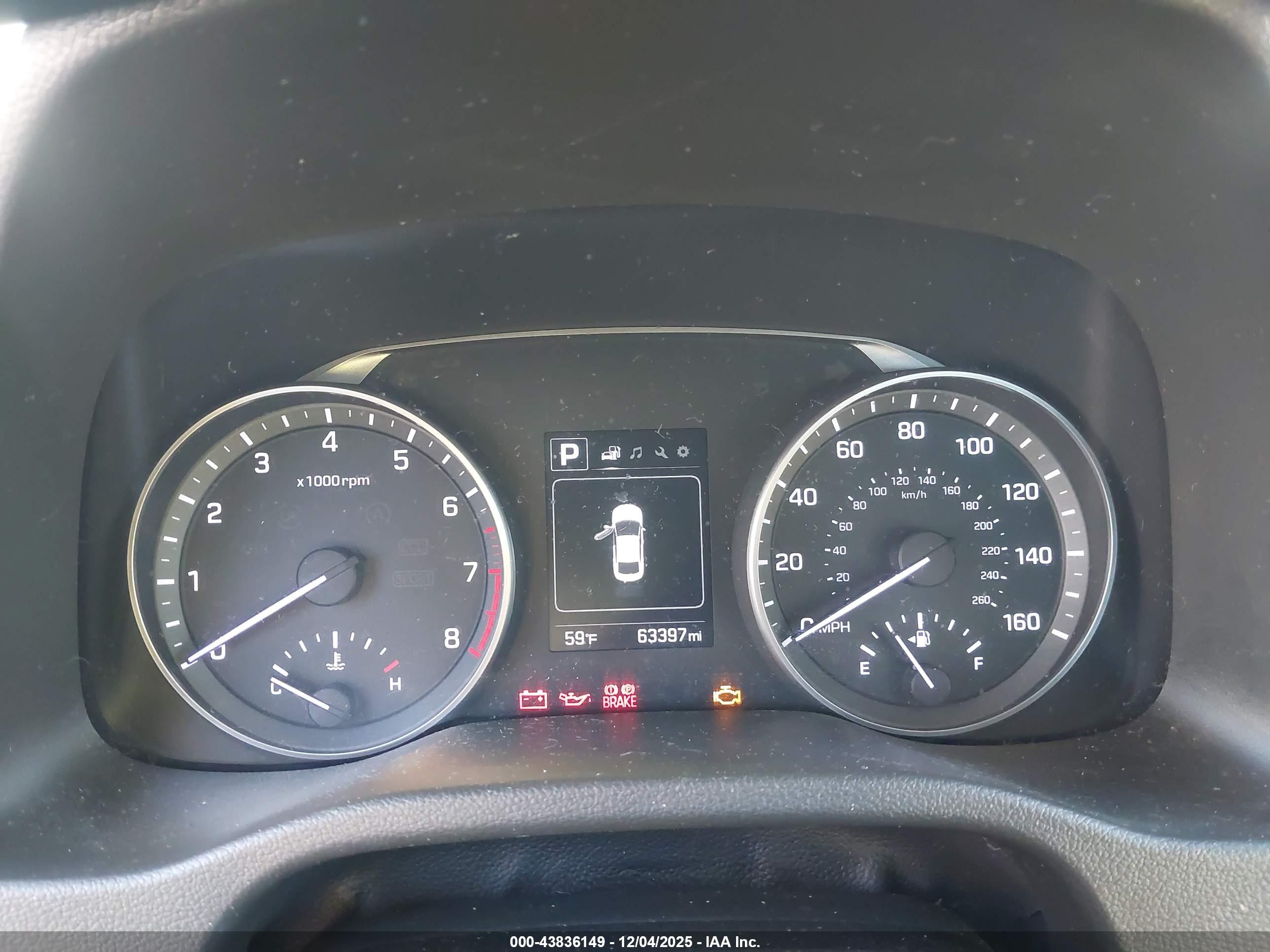 HYUNDAI ELANTRA image 7