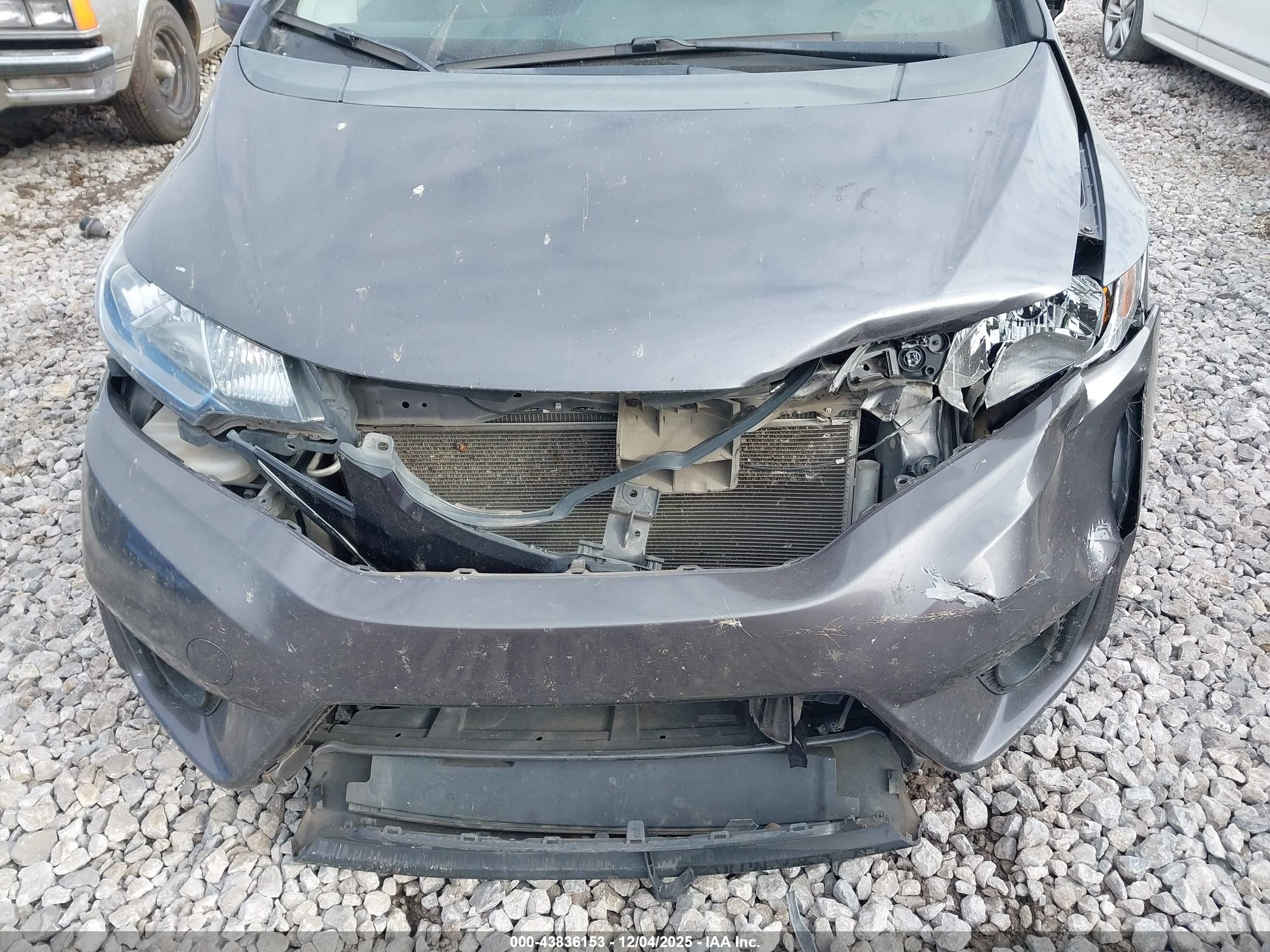 HONDA FIT image 6