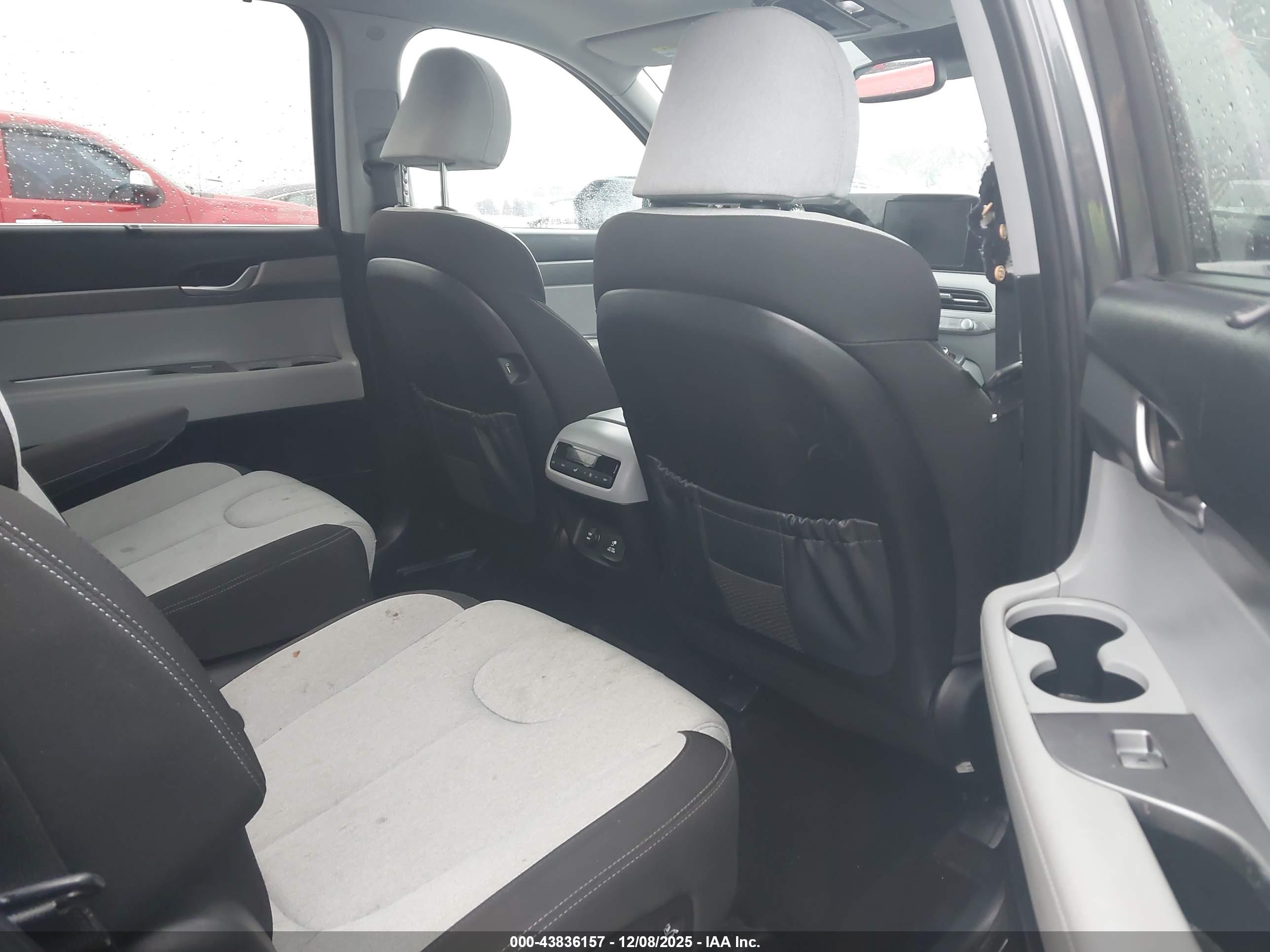 HYUNDAI PALISADE image 8