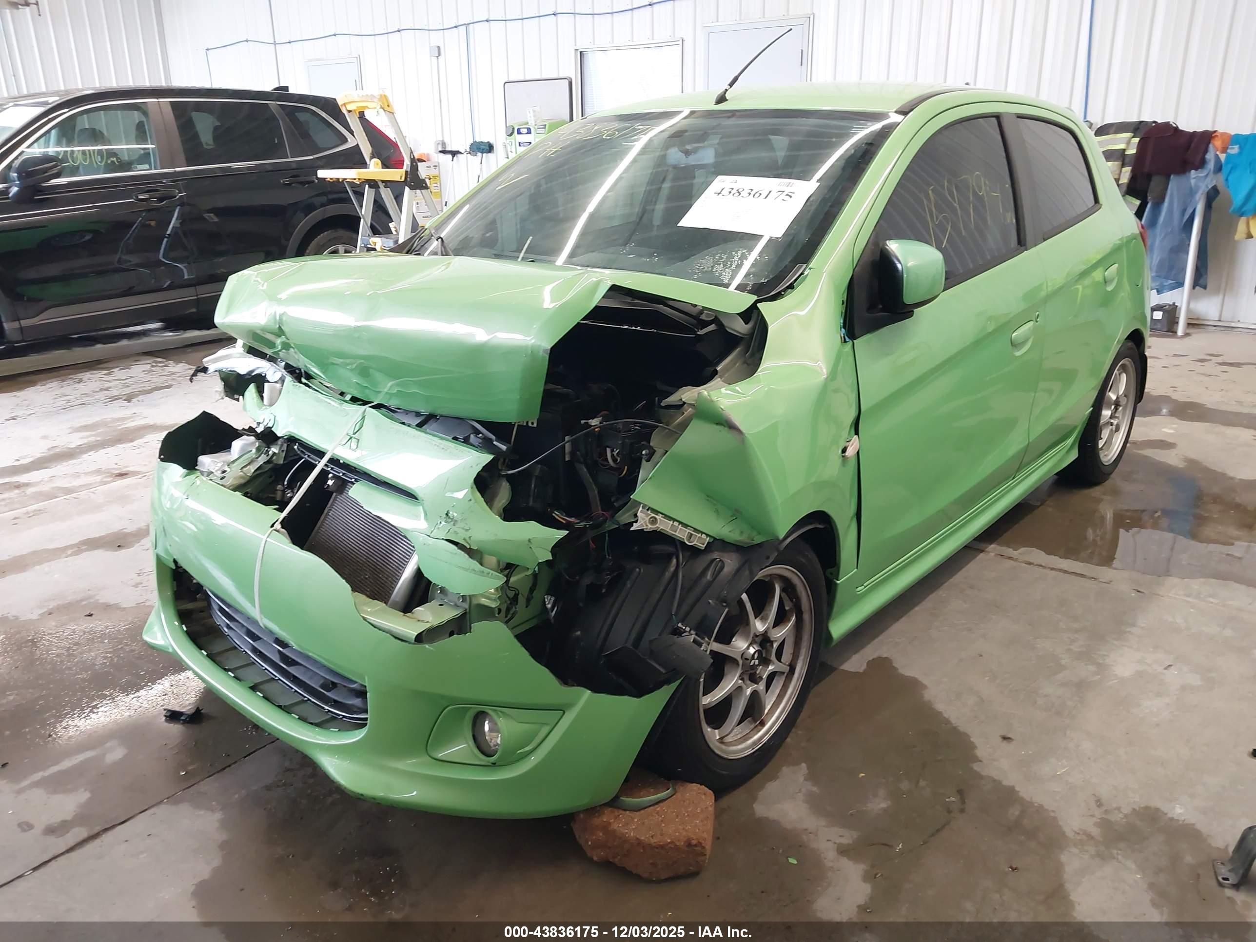 MITSUBISHI MIRAGE image 2