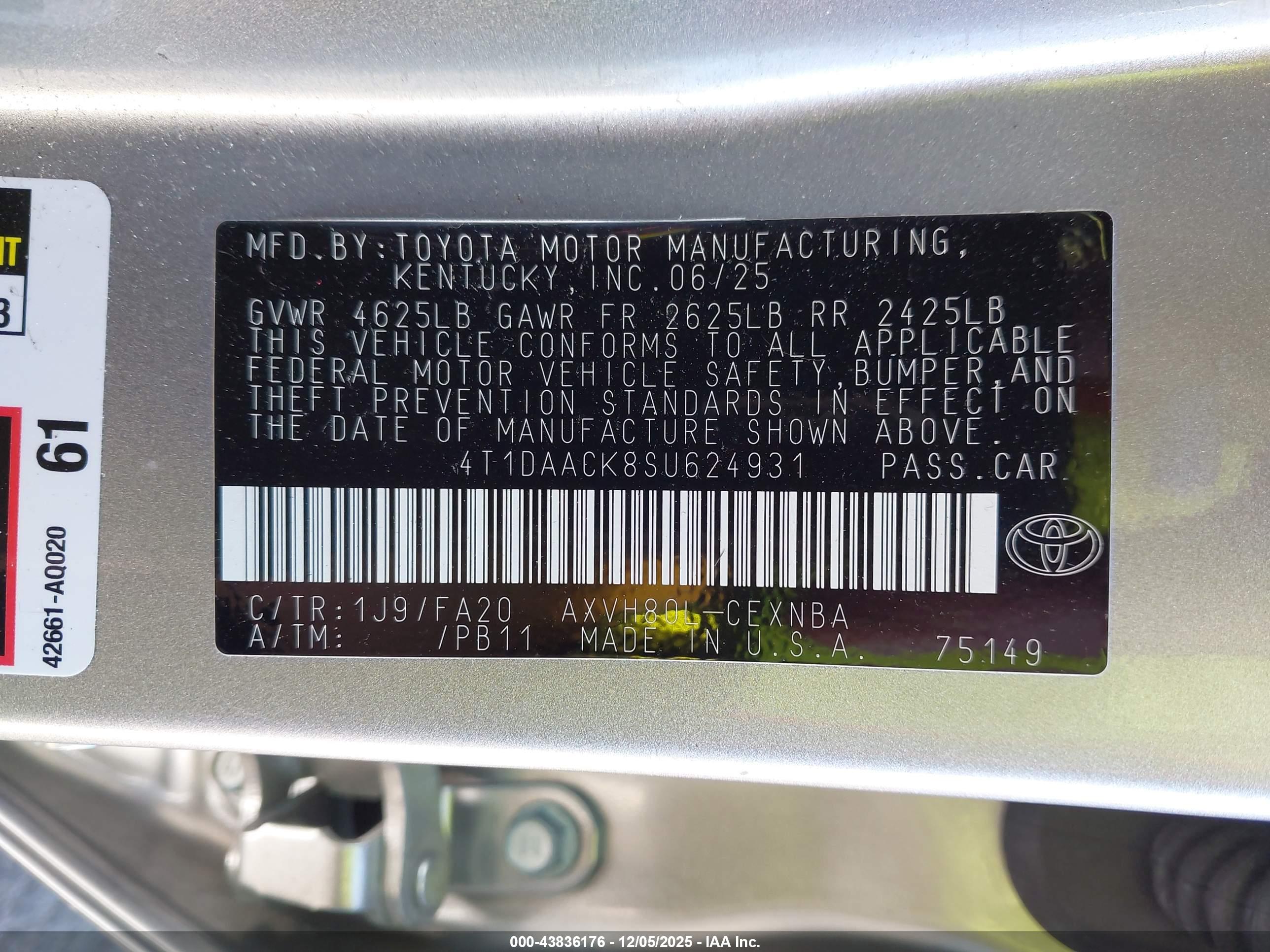 TOYOTA CAMRY image 9