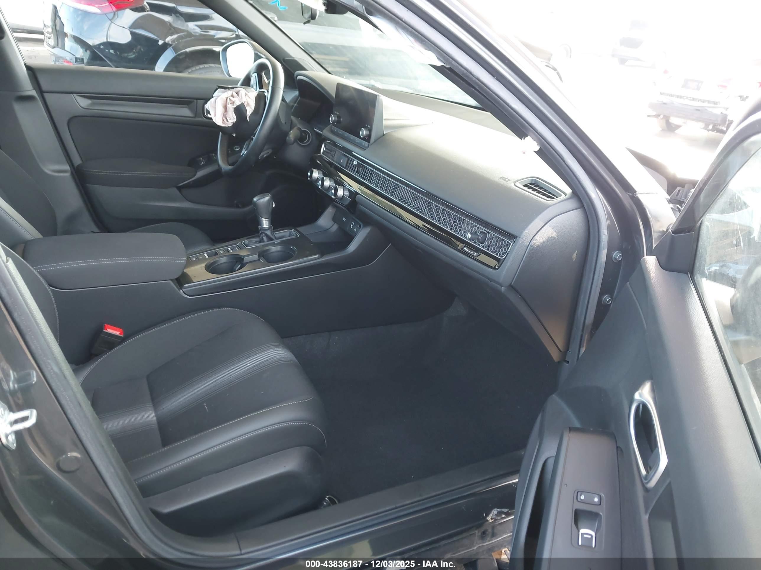 HONDA CIVIC image 5
