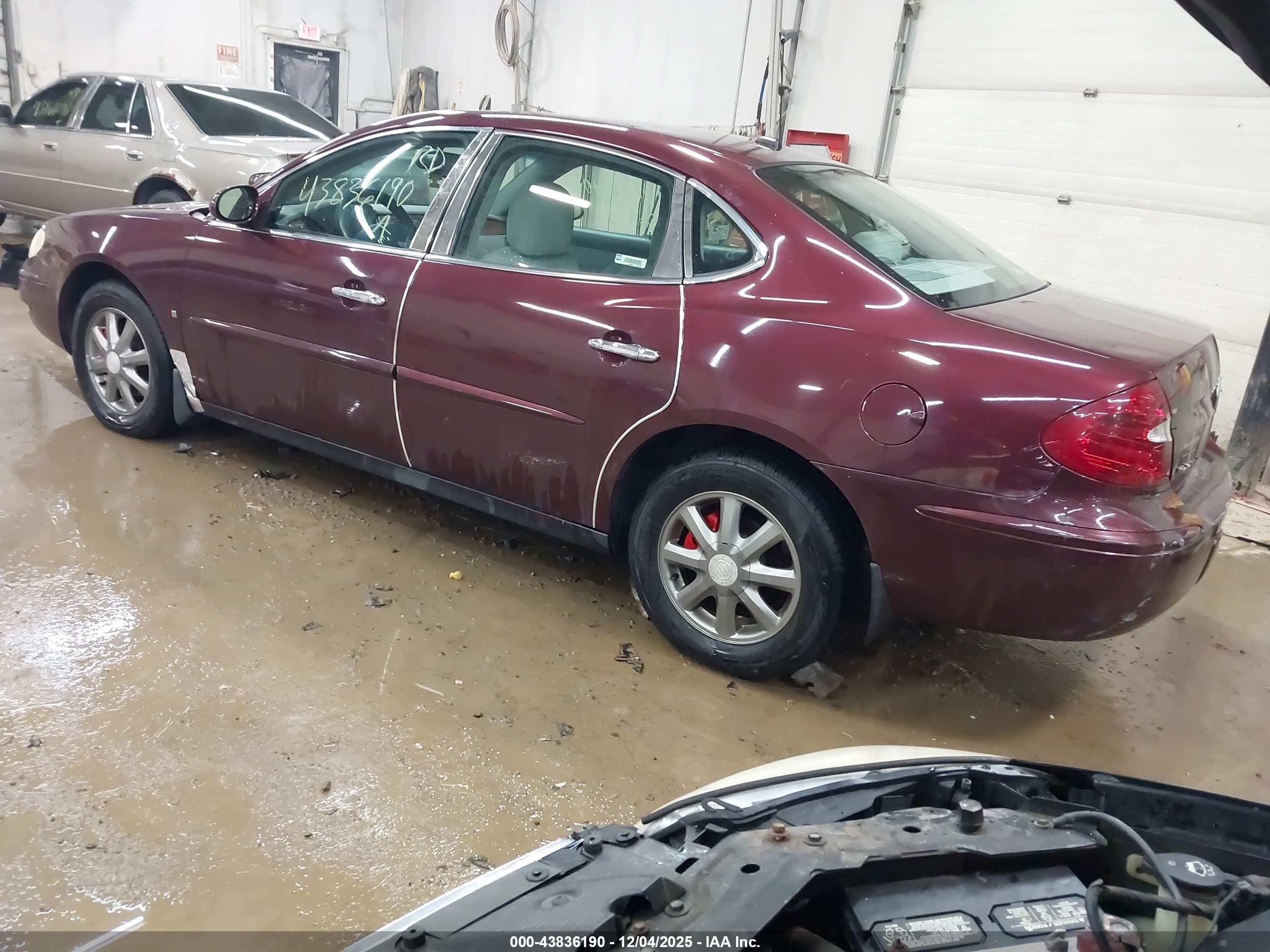 BUICK LACROSSE image 3