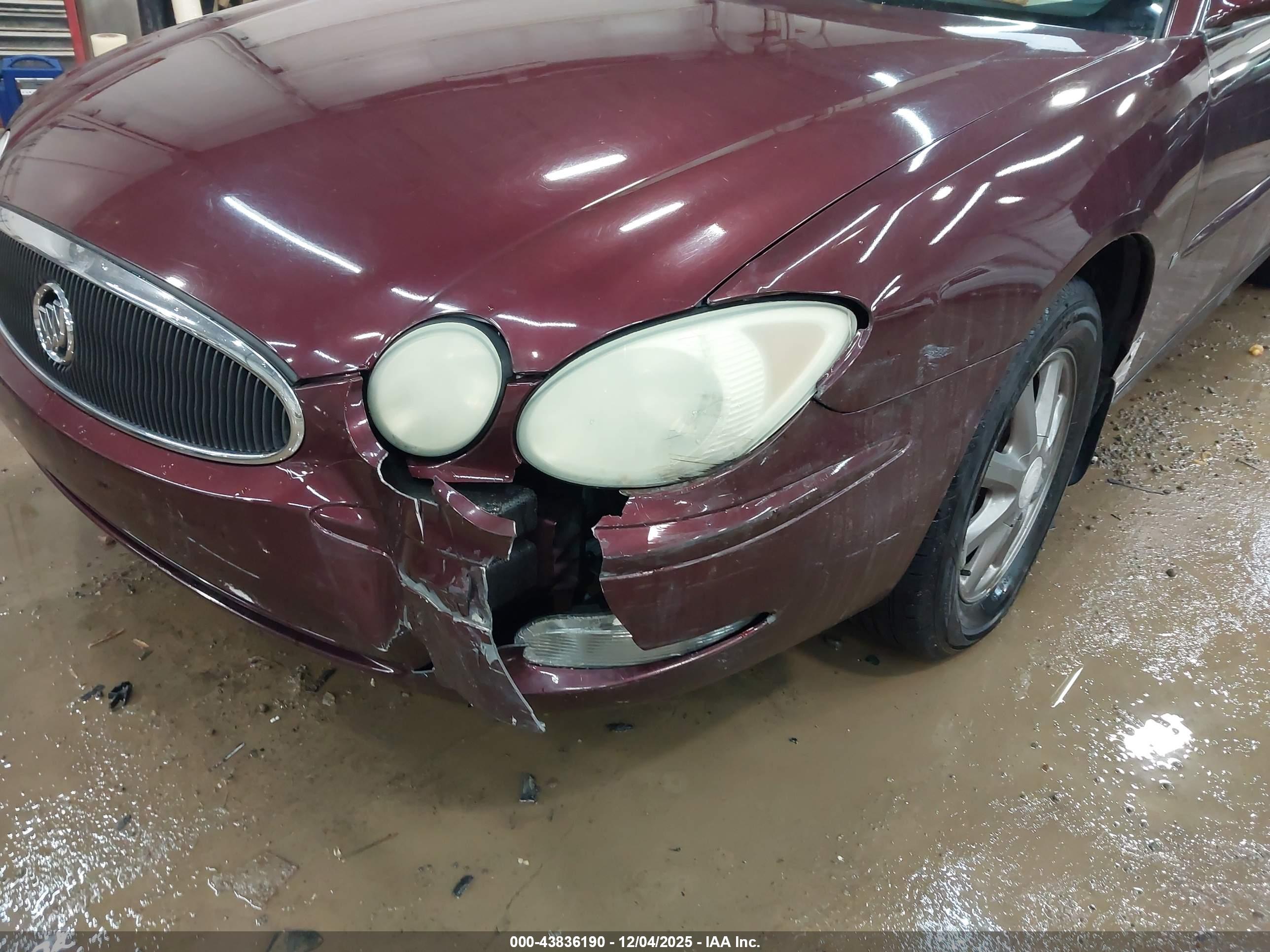 BUICK LACROSSE image 6