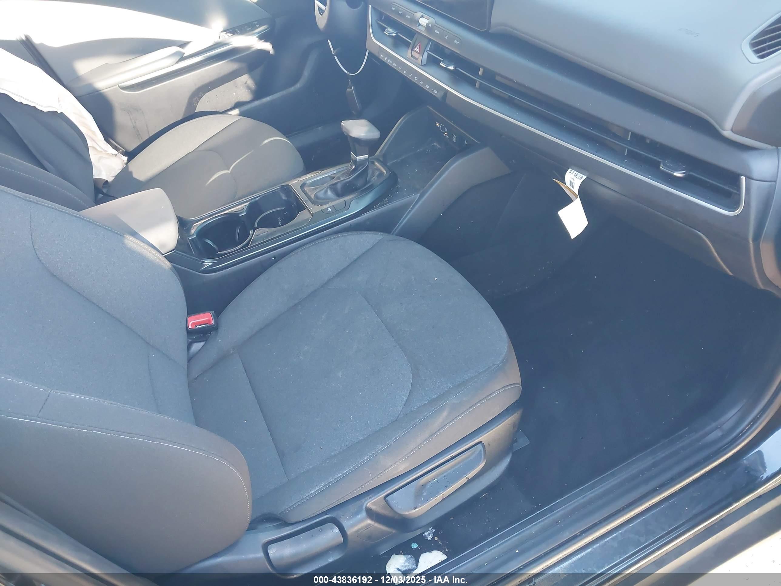 KIA K4 image 5