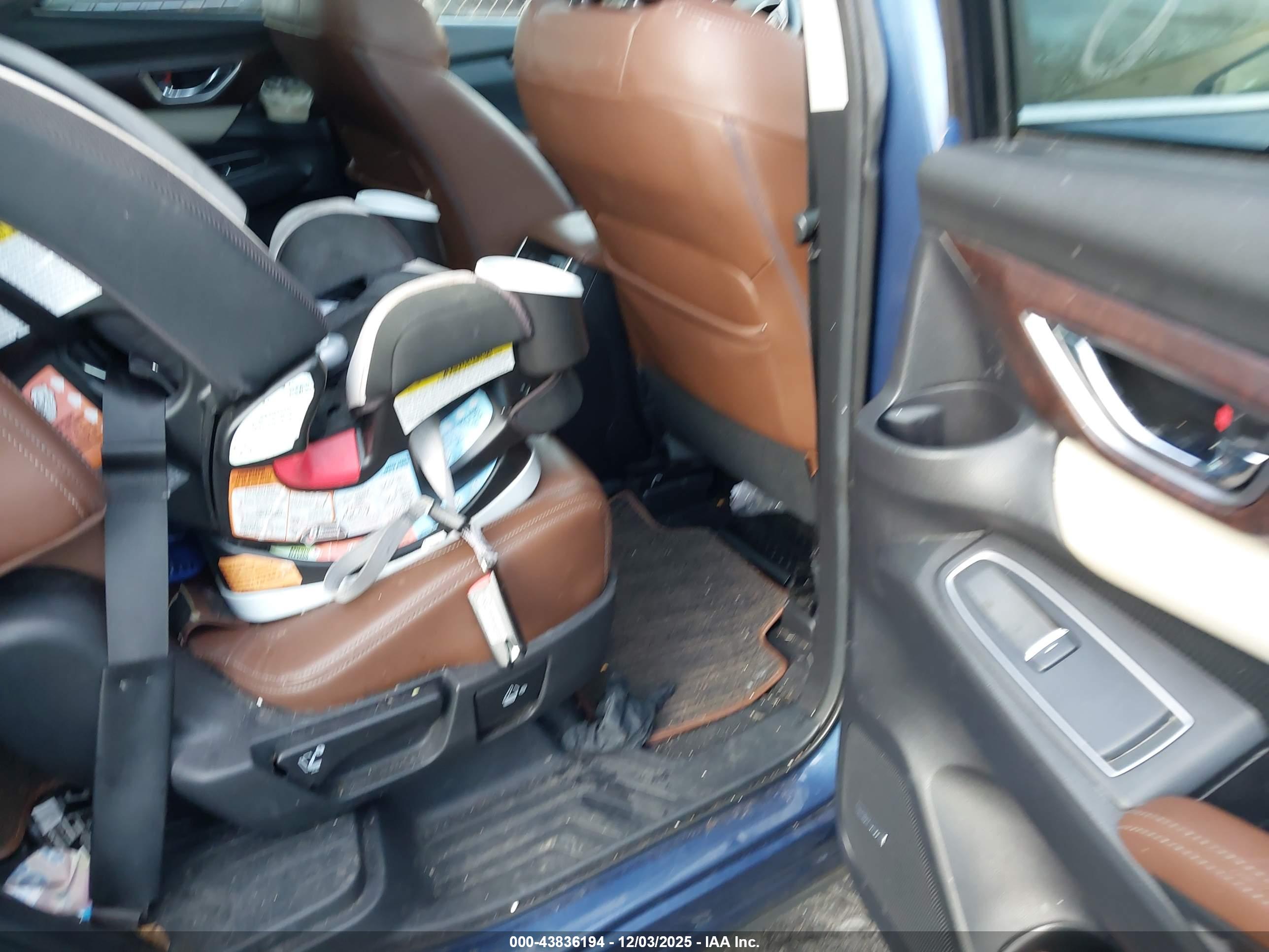 SUBARU ASCENT image 8