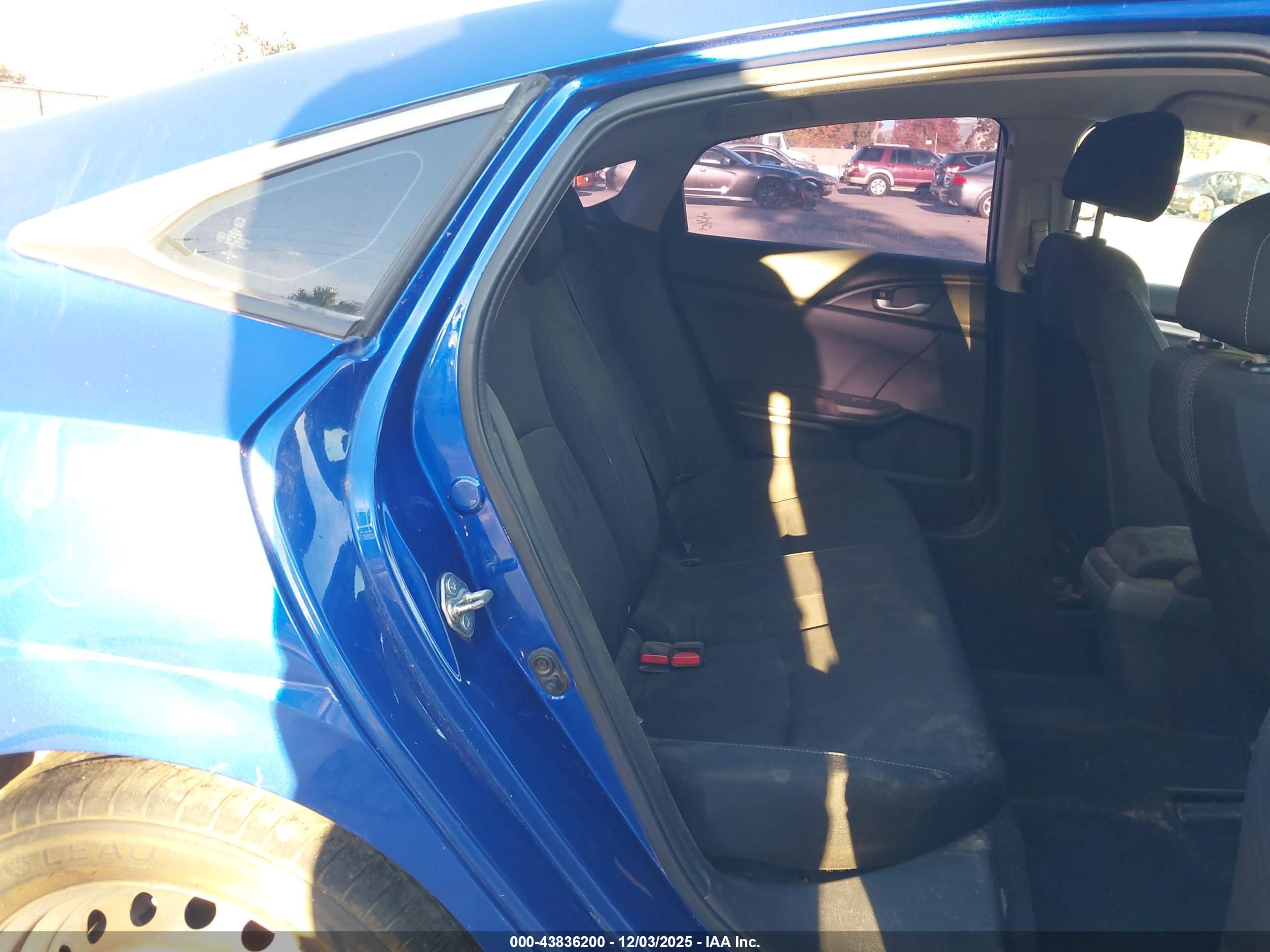 HONDA CIVIC image 8