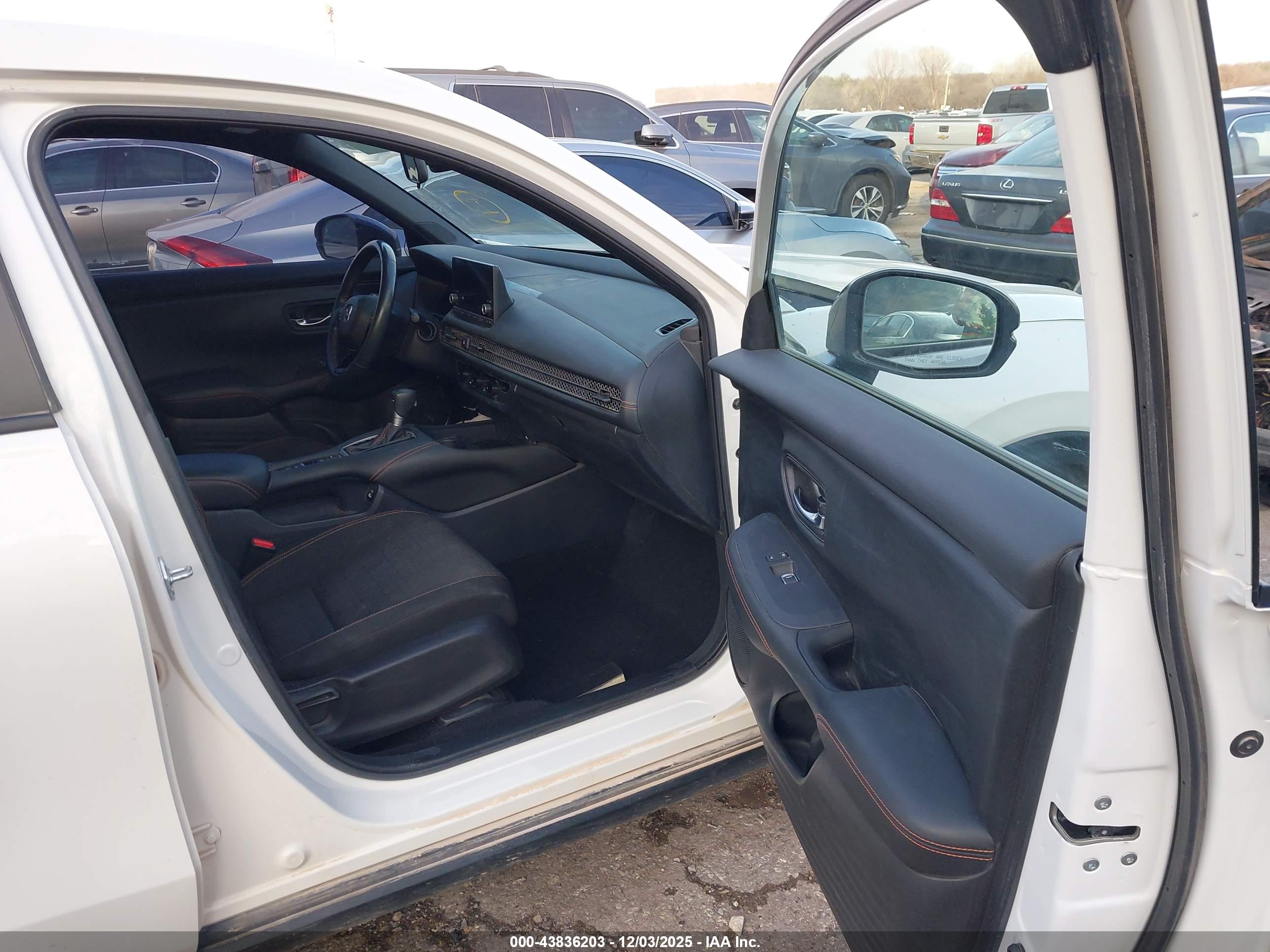 HONDA HR-V image 5