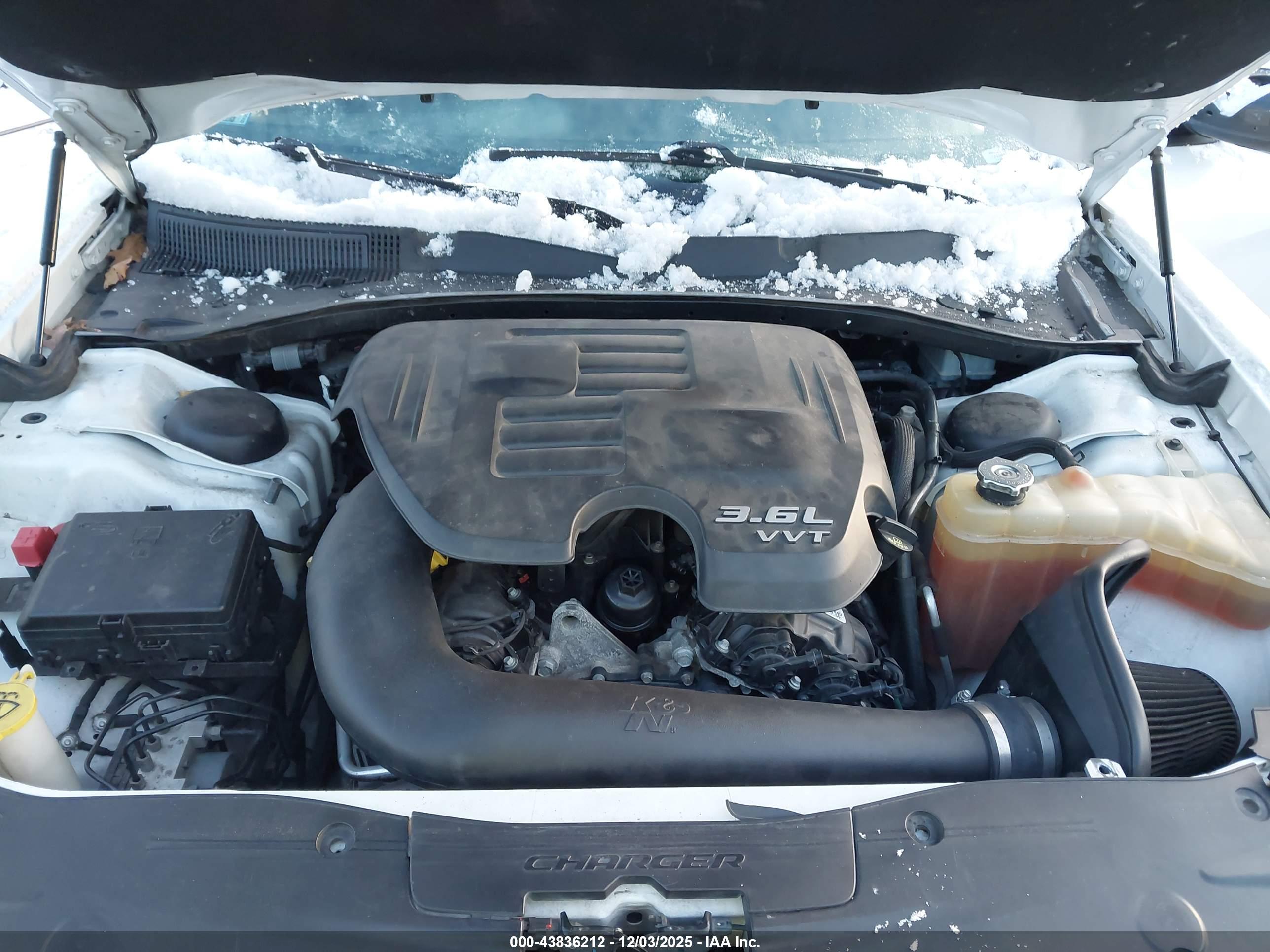 DODGE CHARGER image 10