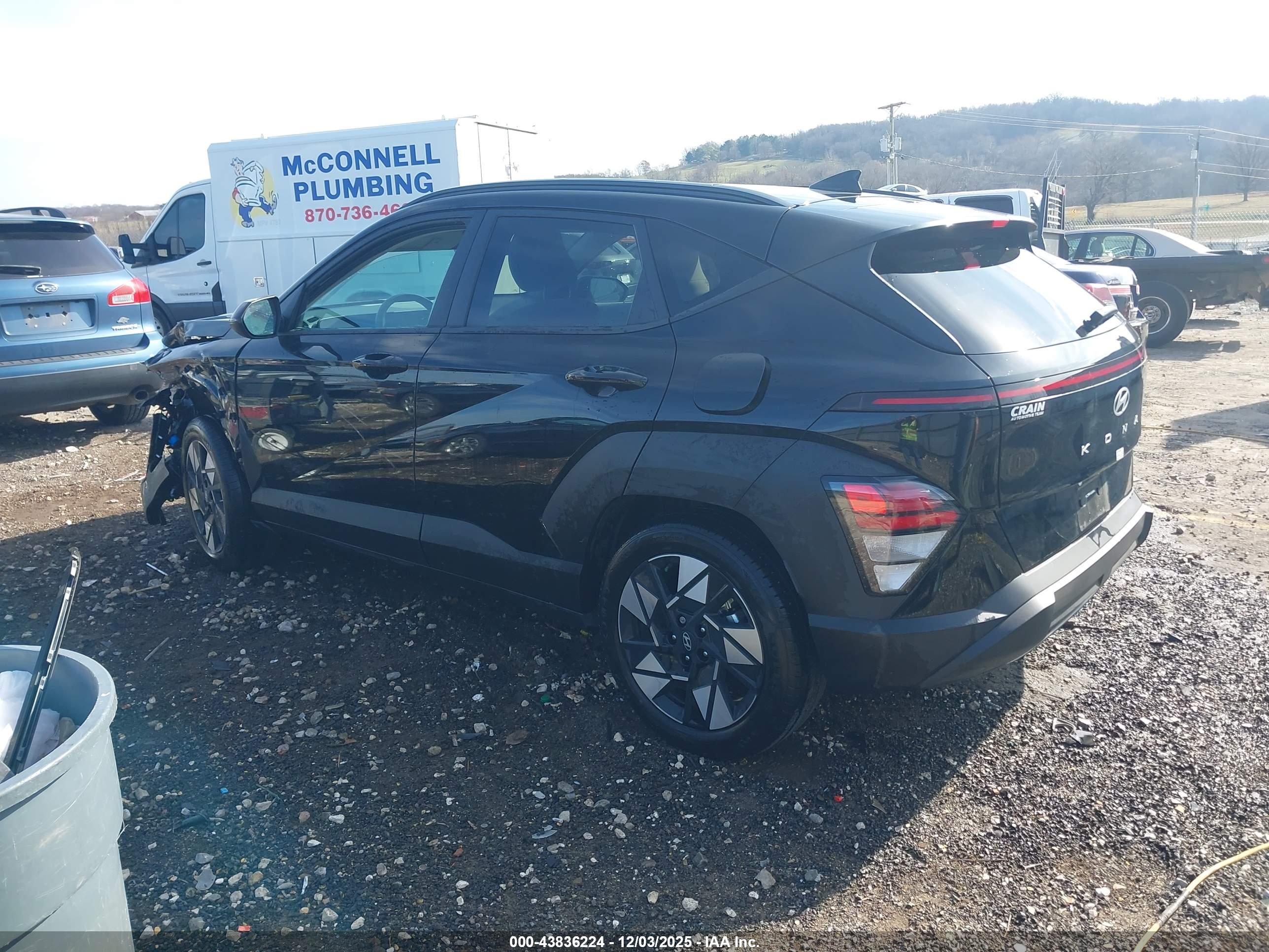 HYUNDAI KONA image 3