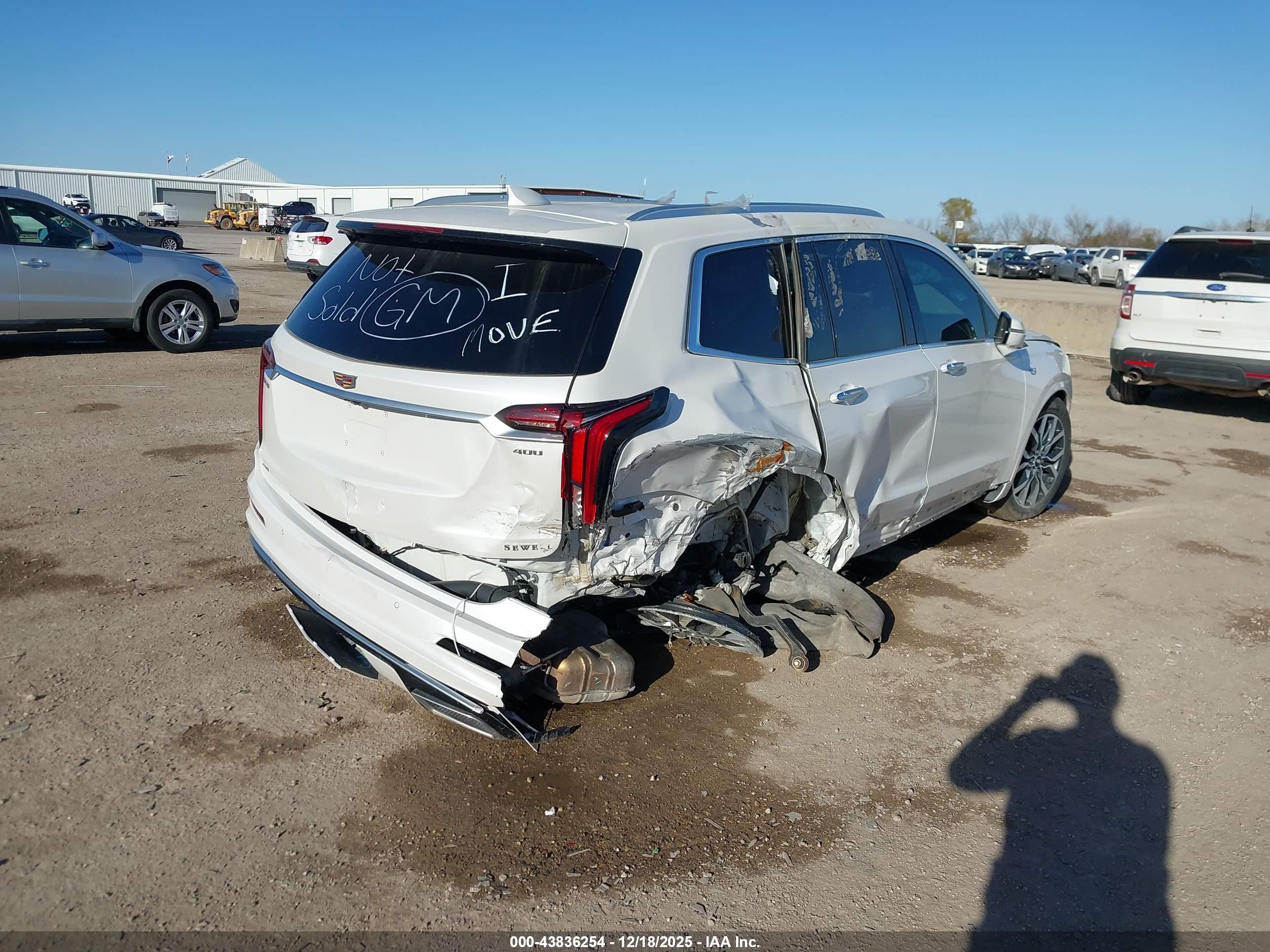 CADILLAC XT6 image 4